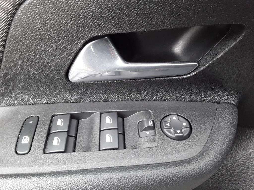 Opel Mokka E