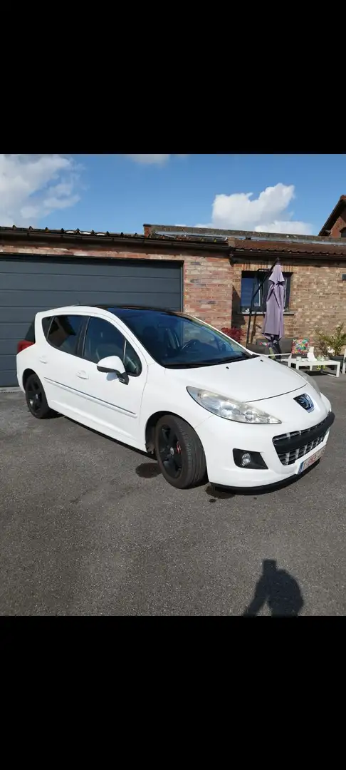 Peugeot 207 SW 1.6 HDi 112ch FAP Outdoor - 1