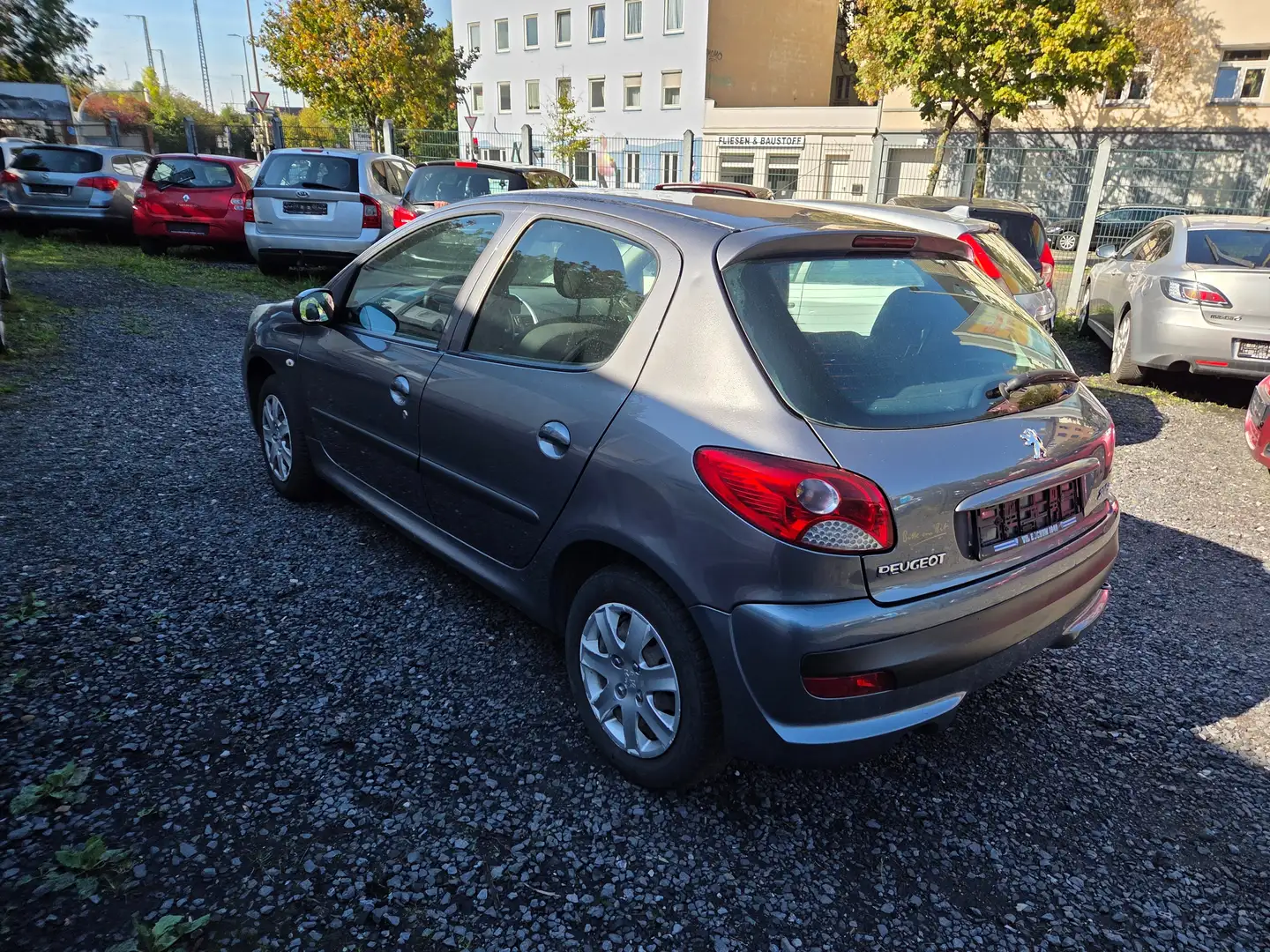 Peugeot 206 206+ erst 94000 Klima 1Hand TÜV neu Gris - 1