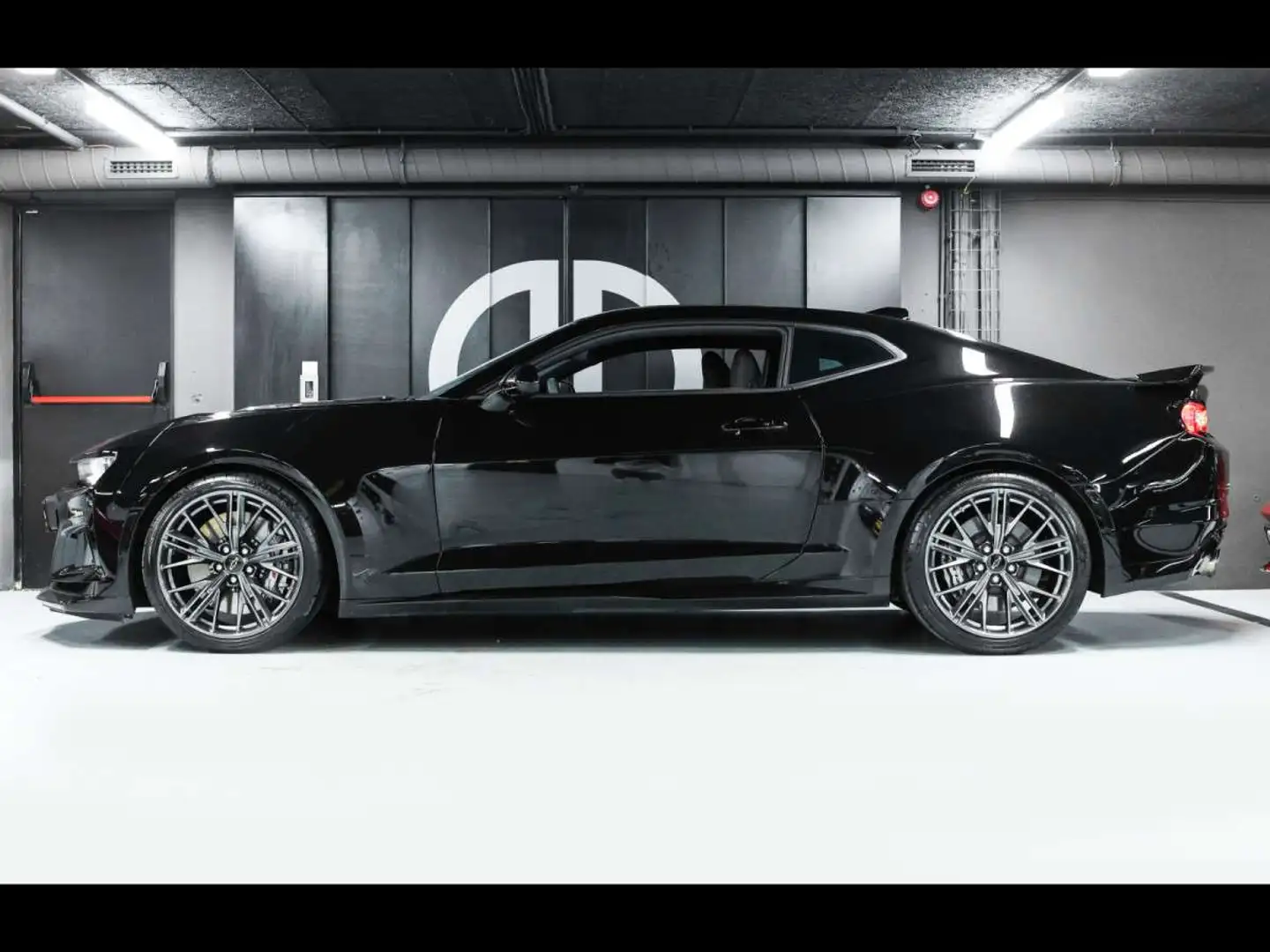 Chevrolet Camaro ZL1MANUAL 6PANORECAROKEYLESSBOSEKAMHUD Zwart - 2