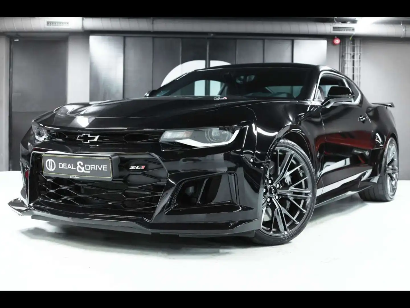 Chevrolet Camaro ZL1MANUAL 6PANORECAROKEYLESSBOSEKAMHUD Zwart - 1