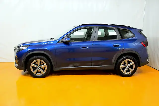 BMW X1 view 7