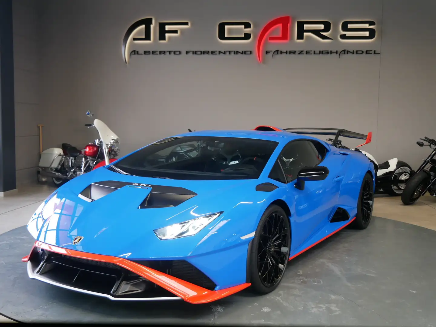 LAMBORGHINI Huracan