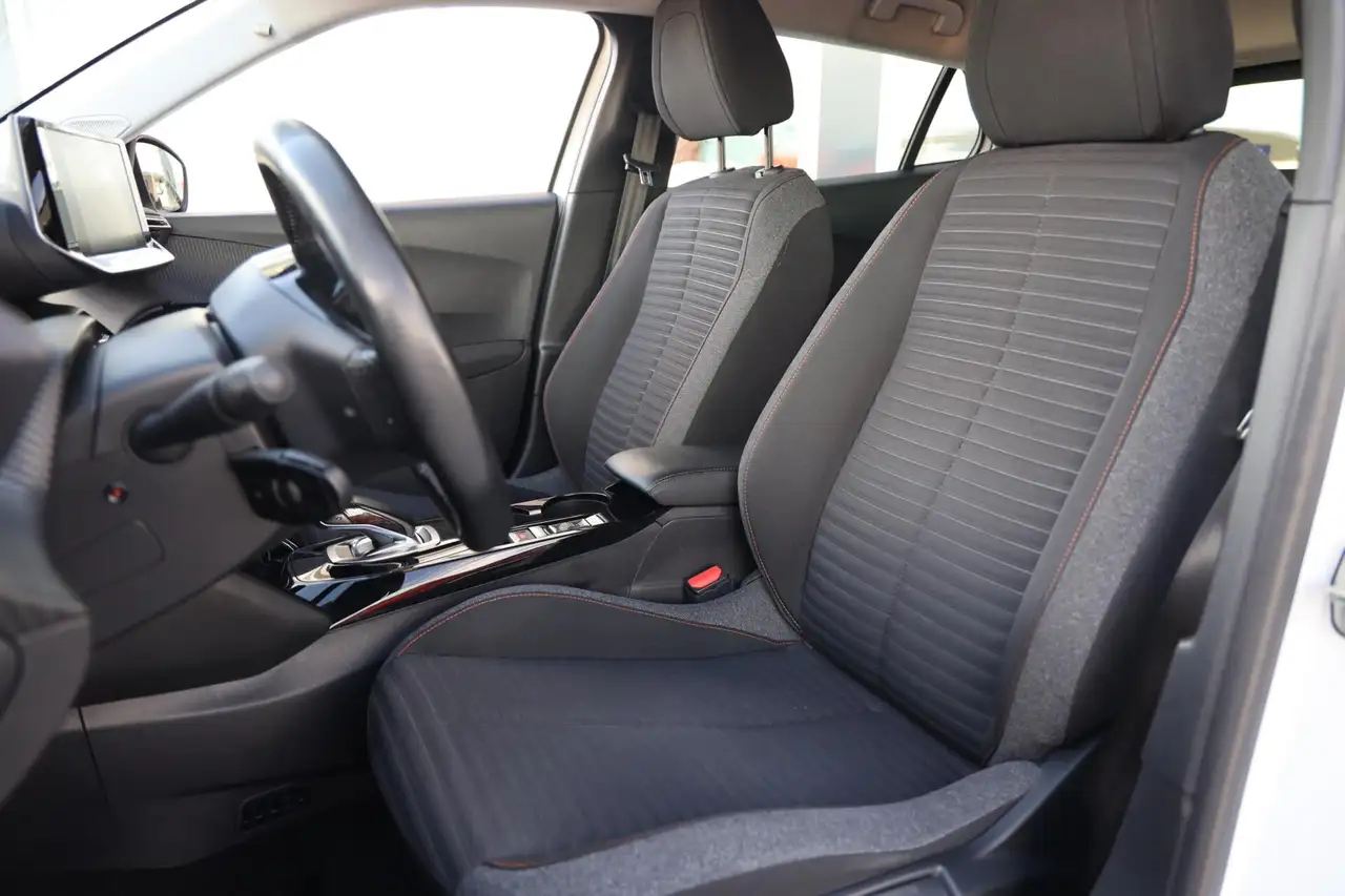Peugeot E-2008 EV Blue Lease Active 50 kWh SOH 92% 3 -fase Navi A, миниатюра 7