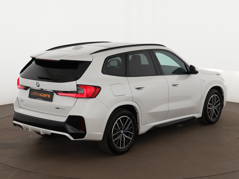 BMW X1 sDrive20d M-Sport Aut LED 360-CAM HEAD-UP SKY — photo 8