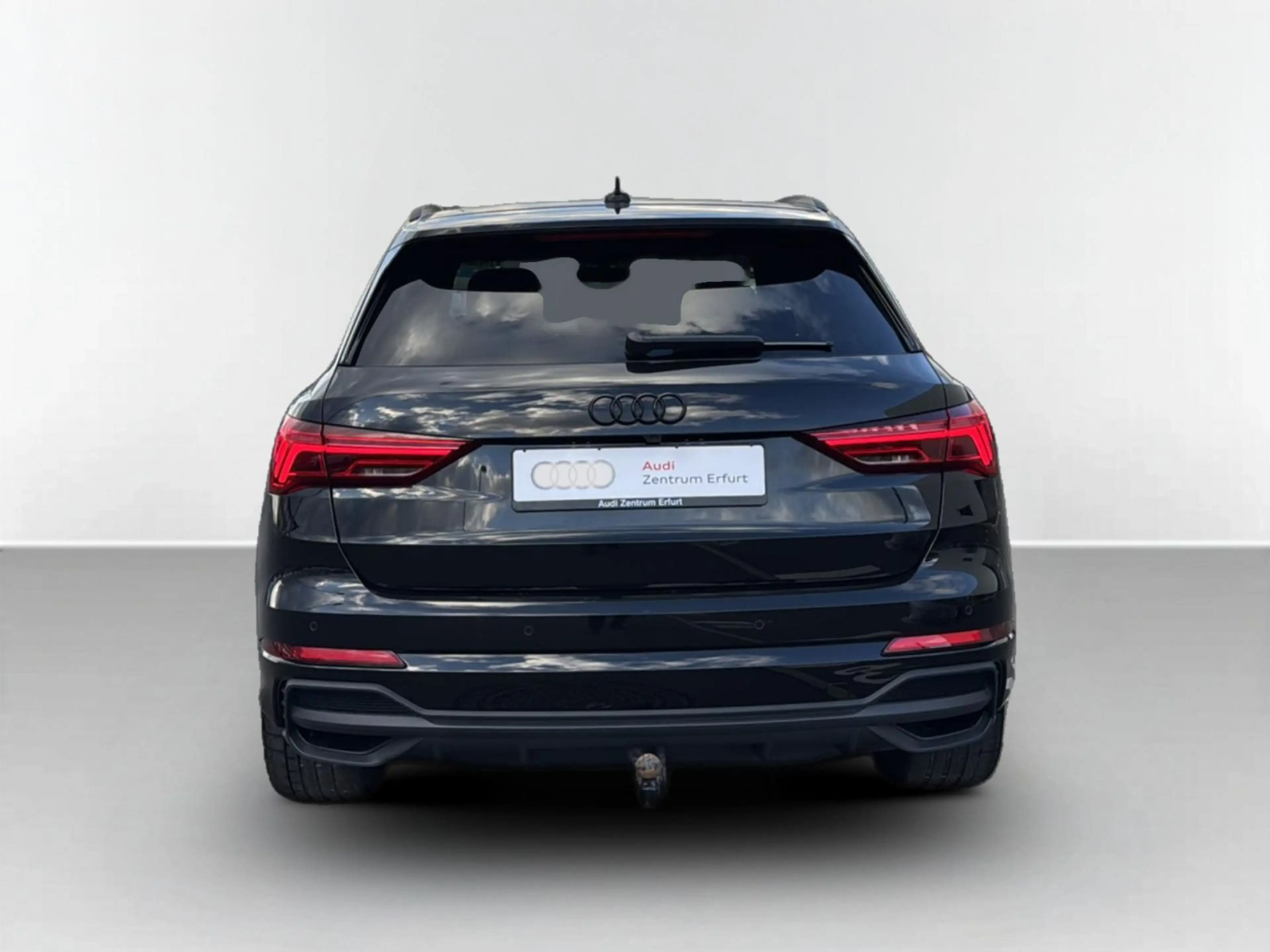 Audi Q3 45 TFSIe S line Matrix-LED AHK Navi Sonos 21" — photo 4