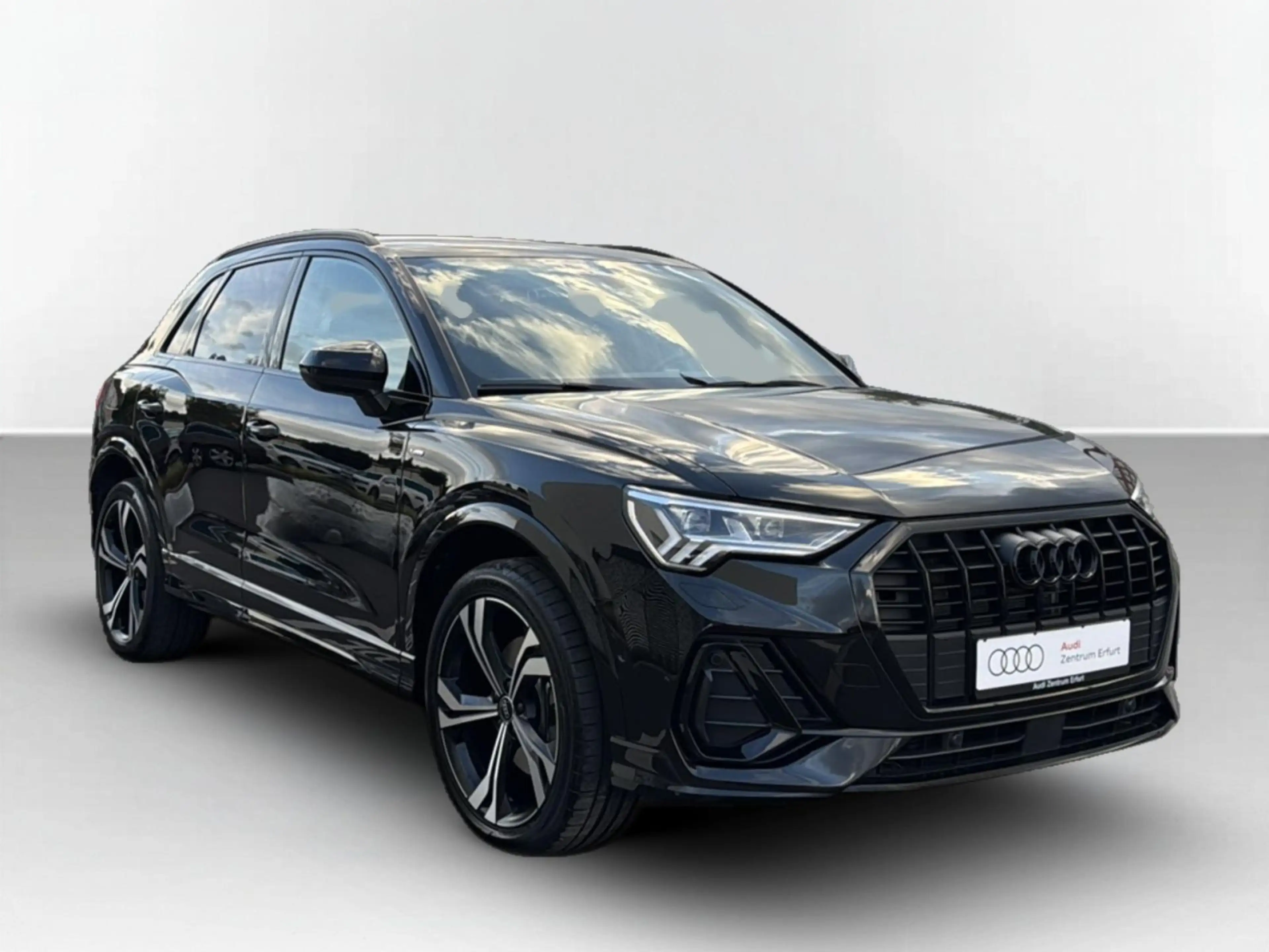 Audi Q3 45 TFSIe S line Matrix-LED AHK Navi Sonos 21" — photo 6