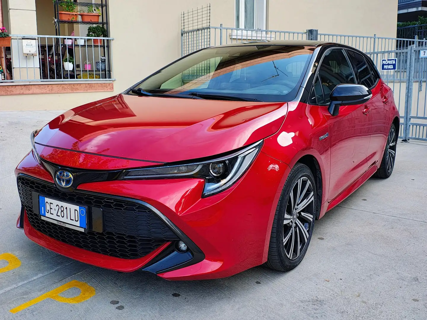 Toyota Corolla Corolla XII 2019 1.8h Style cvt Rosso - 1