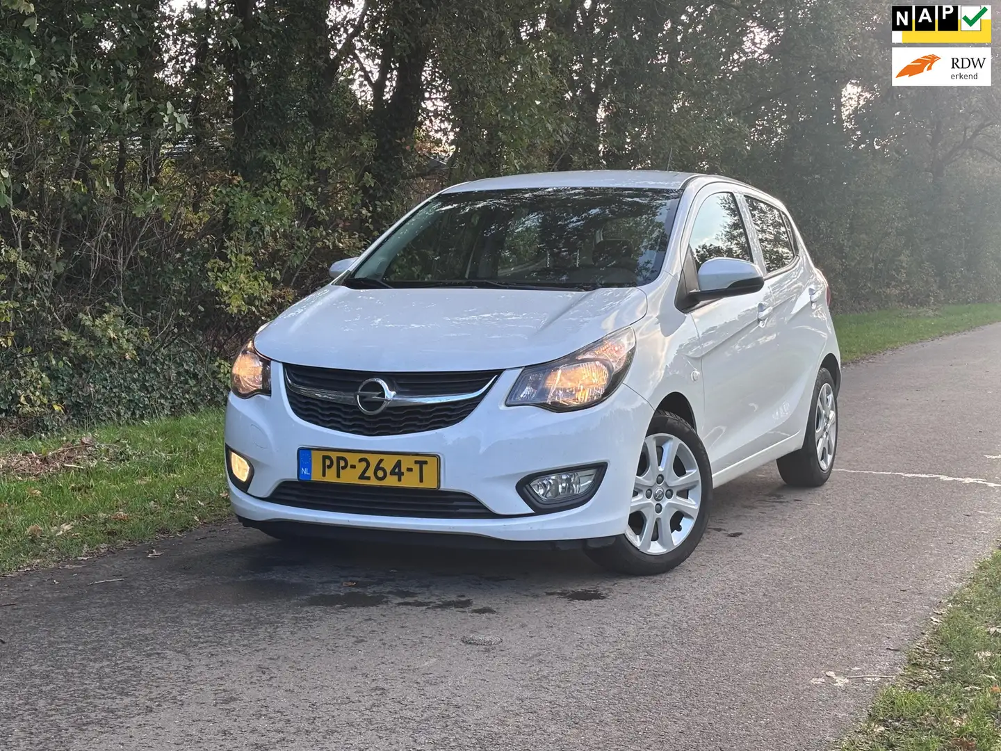 Opel Karl 1.0 ecoFLEX Edition | Bluetooth + Cruise Nu € 4.95 Blanc - 1