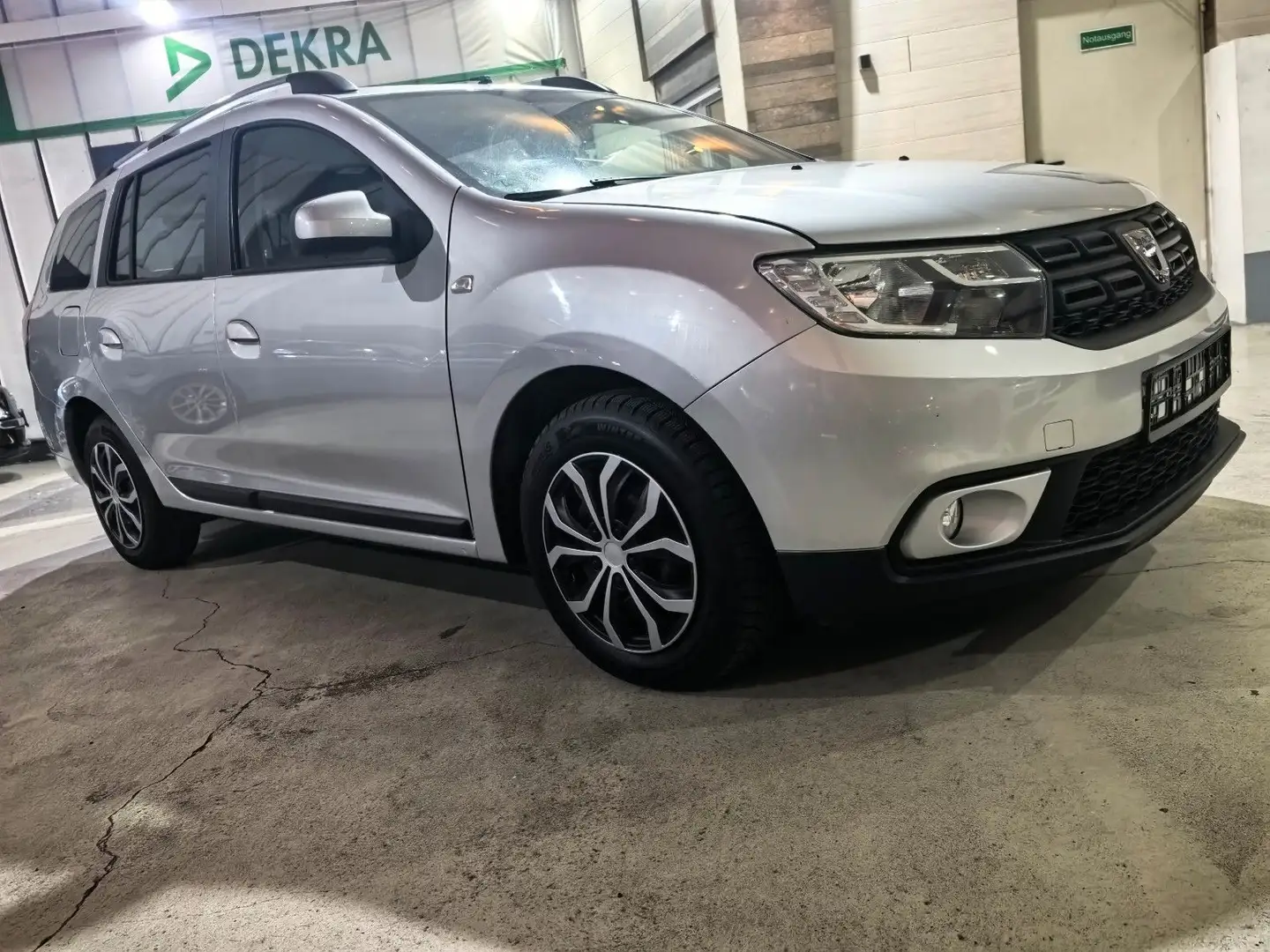 Dacia Logan MCV II Kombi Laureate BT/Rückfahrkamera - 2