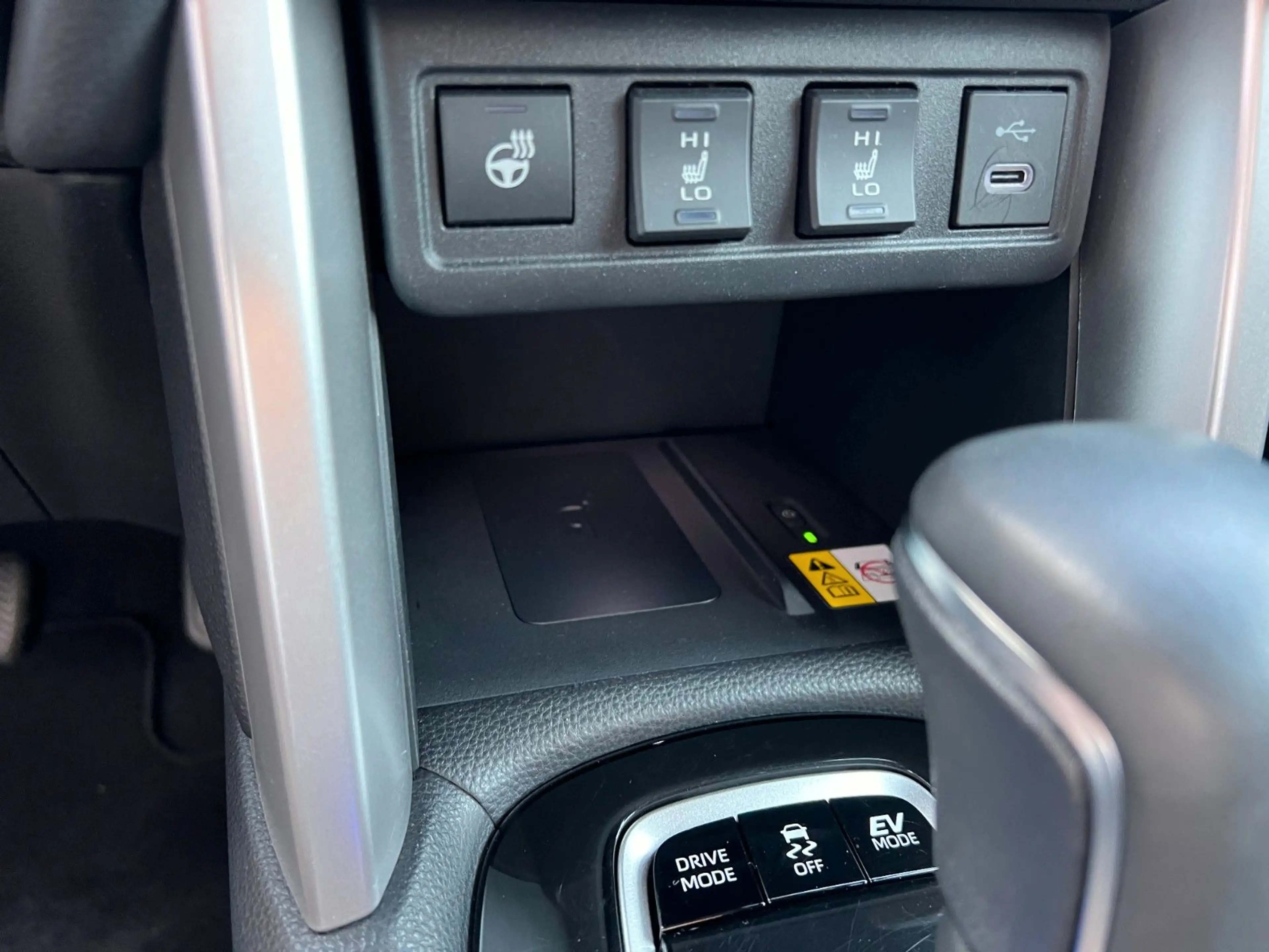 Toyota Corolla Cross 1.8 Hybrid Style Comfort BSM *TOP* — photo 14