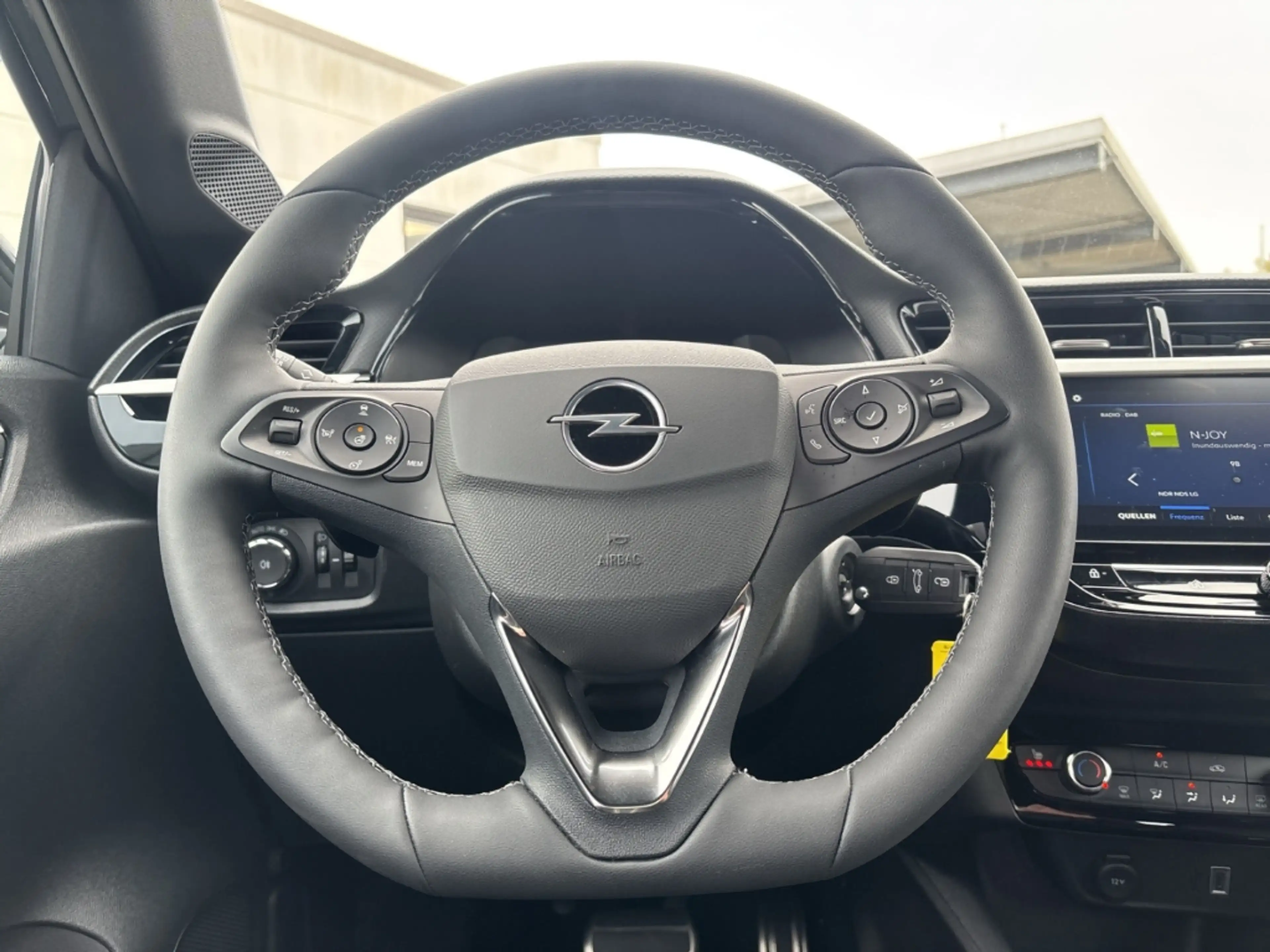 Opel Corsa F GS +Tempomat+Rückfahrkamera+PDC+Sitzhzg+Lenkradh — photo 11