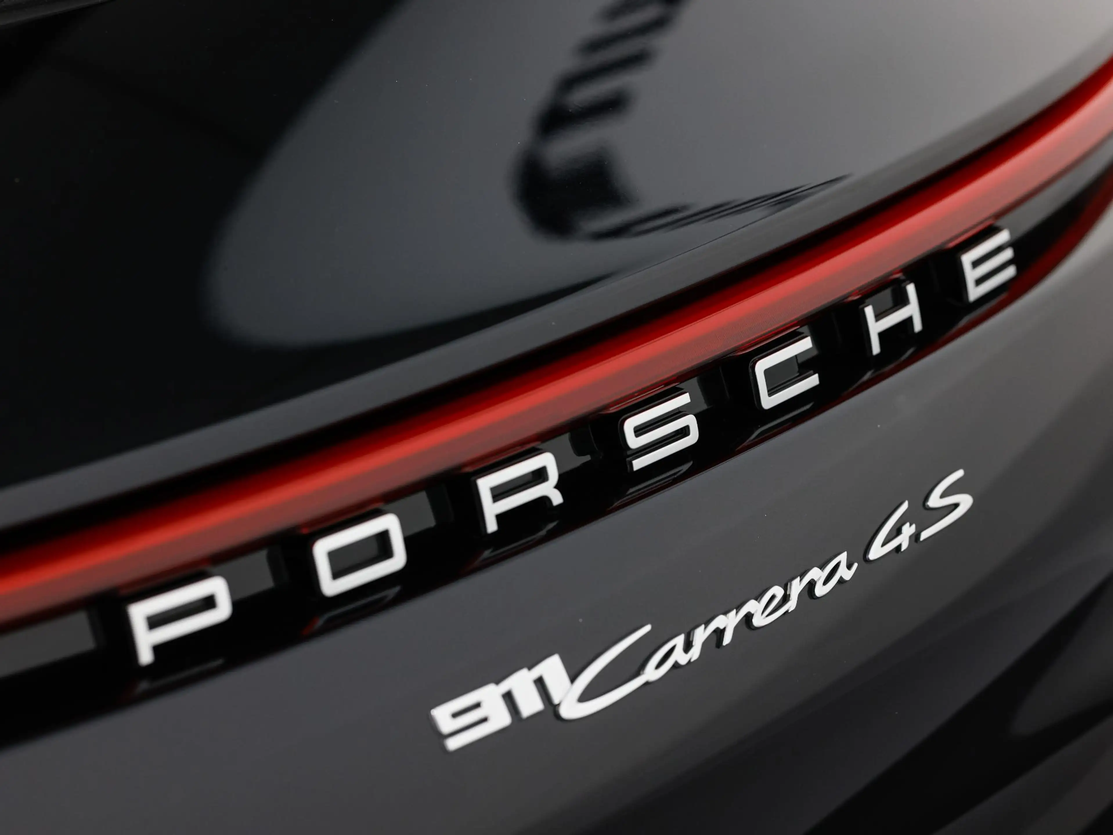 Porsche 992 4S Cabriolet — photo 7