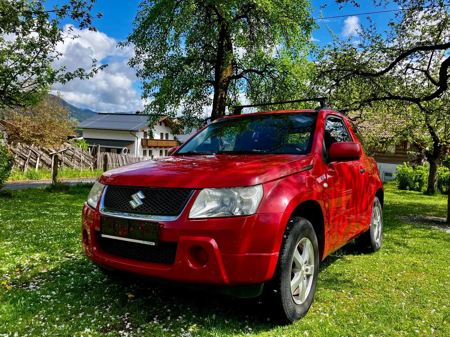 Suzuki Grand Vitara 1,9 DDiS Rot - 1