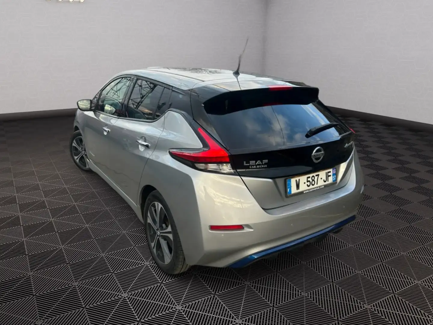 Nissan Leaf N-Connecta Gris - 2