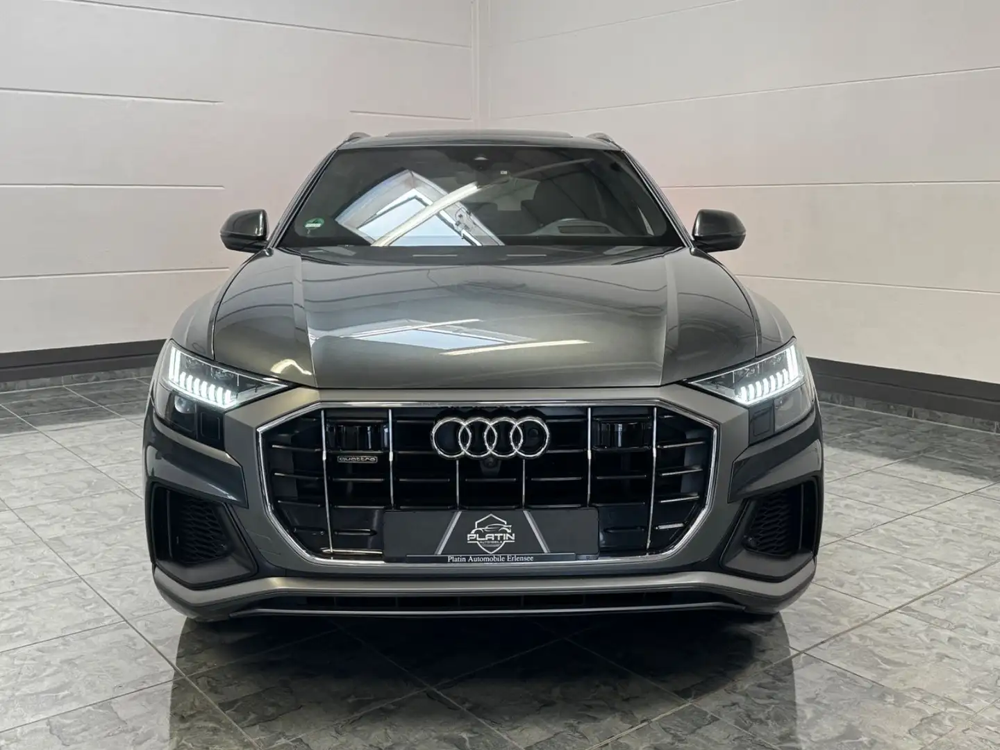 Audi Q8 50 TDI quattro*Matrix*Pano*Soft*Night*Head-Up Gris - 2