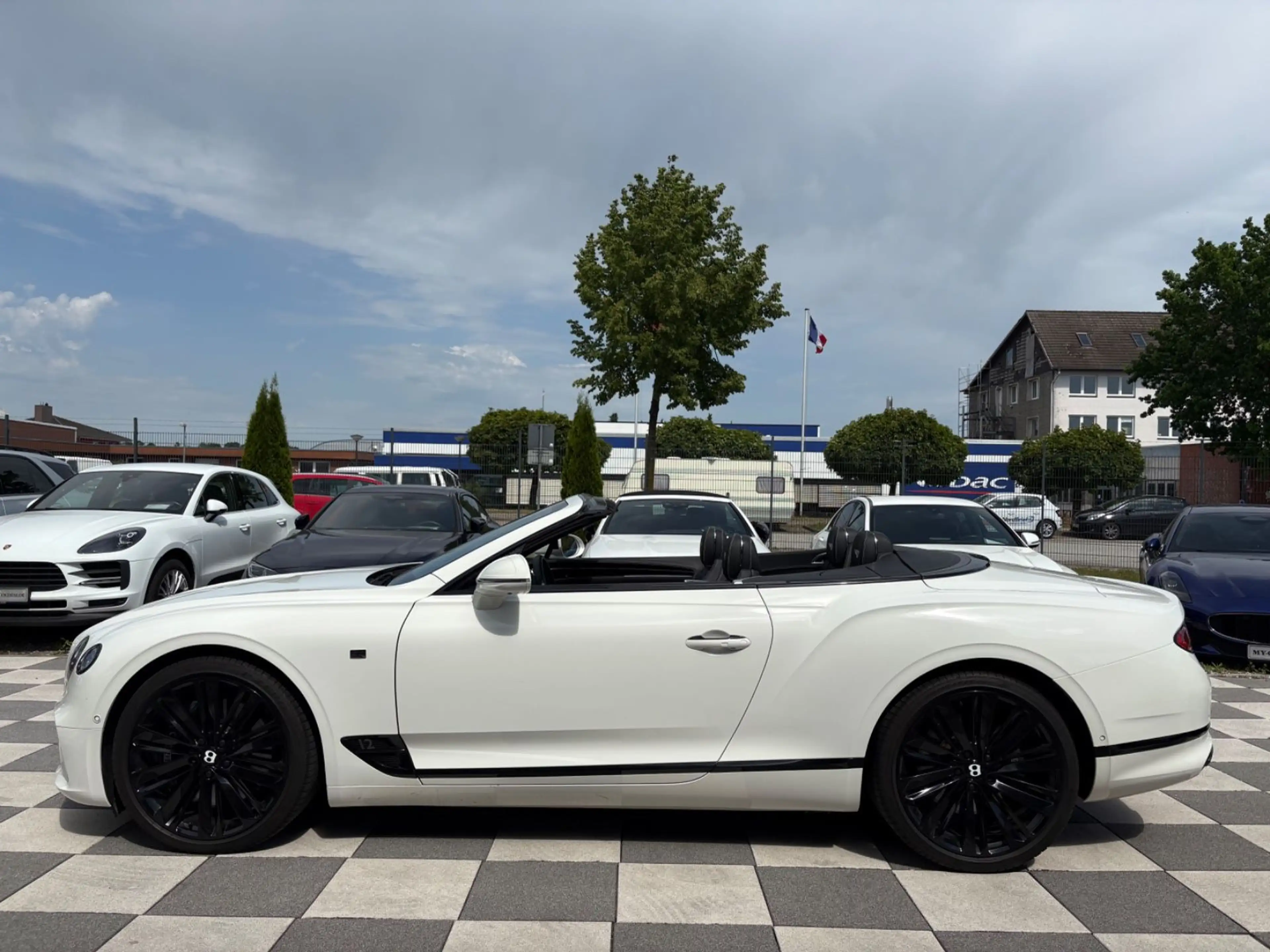 Bentley Continental GTC W12 First Edition+Mulliner+Tour. — photo 6