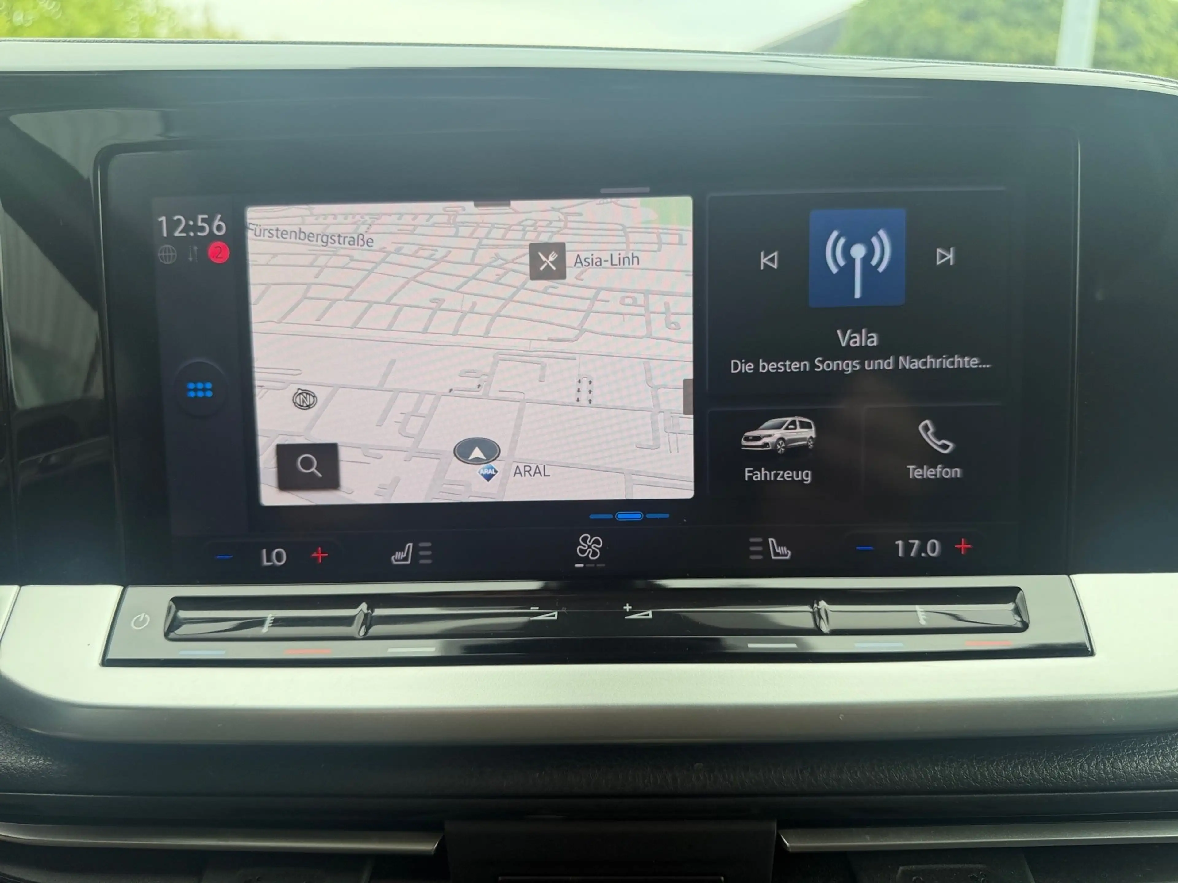 Ford Tourneo Connect Grand Tourneo Connect Aut. SPORT AHK Navi LED BT — photo 13