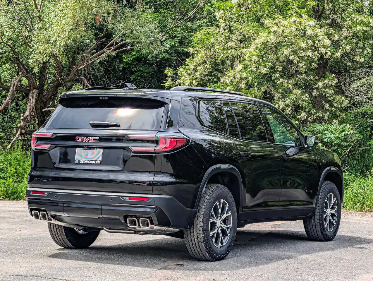 GMC Acadia снимка GMC Acadia