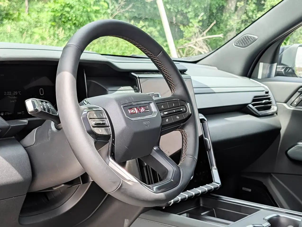 GMC Acadia снимка GMC Acadia