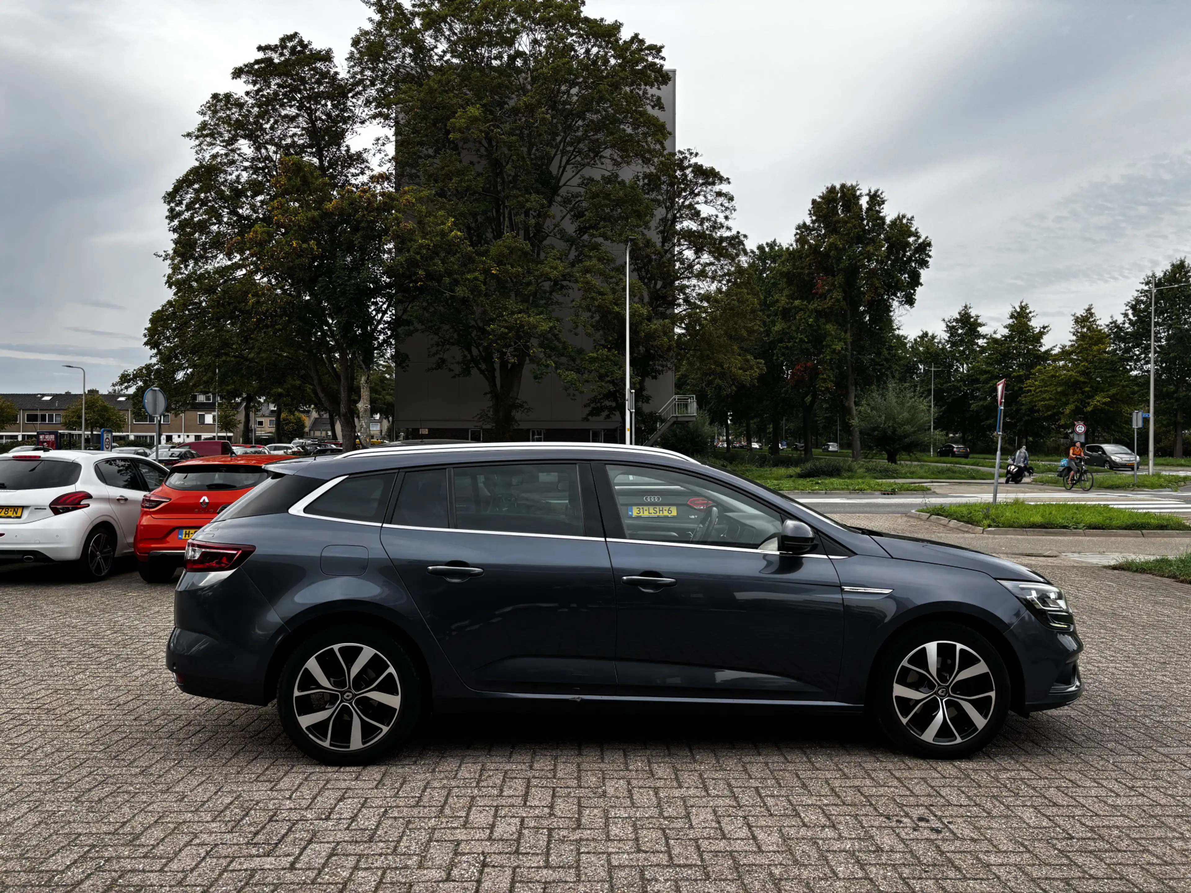 Renault Megane Estate 1.3 TCe Bose Lmv Cruise Navi Pdc Nap — photo 5