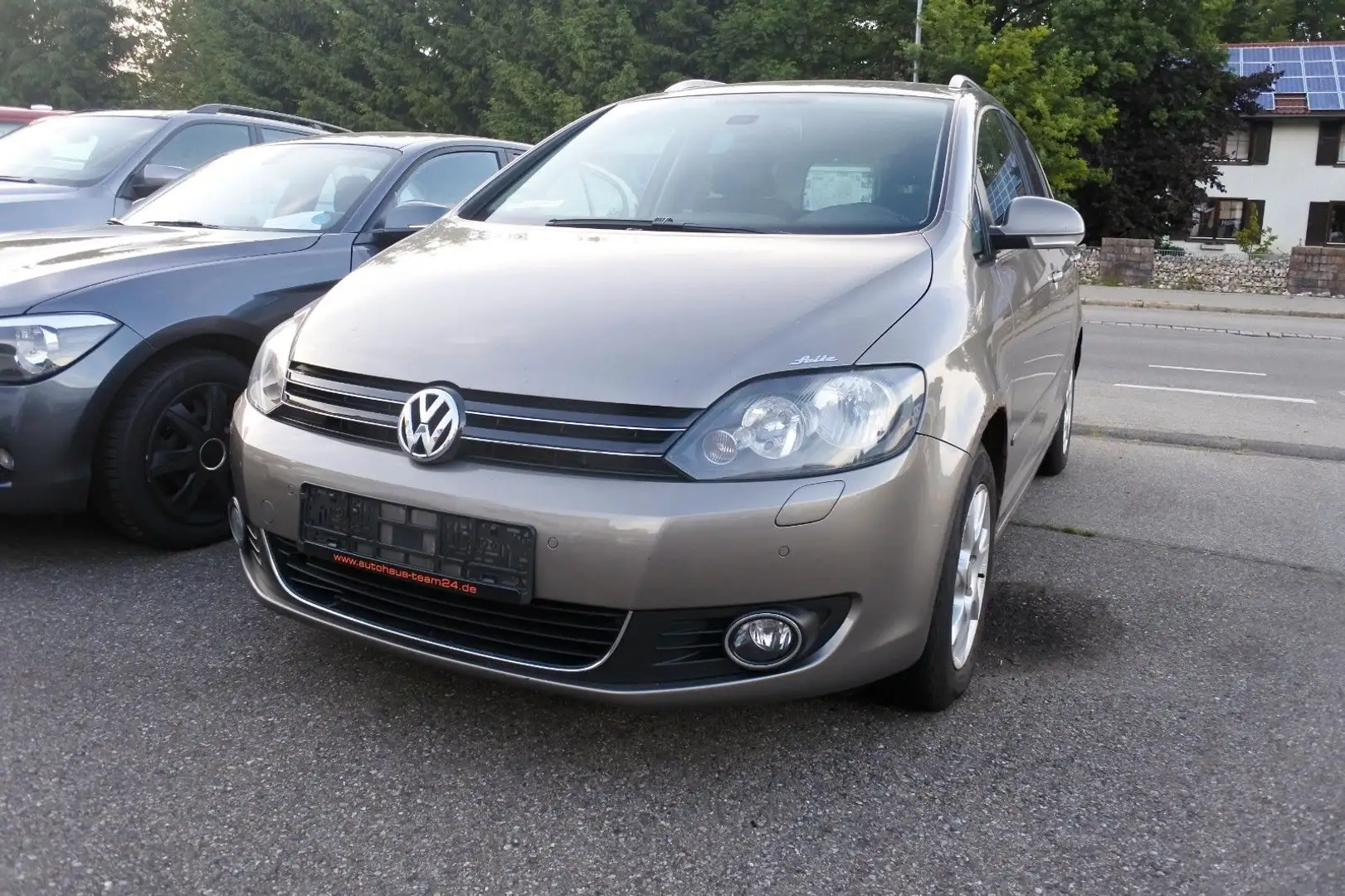 Volkswagen Golf Plus VI TDI  Highline Marrón - 1