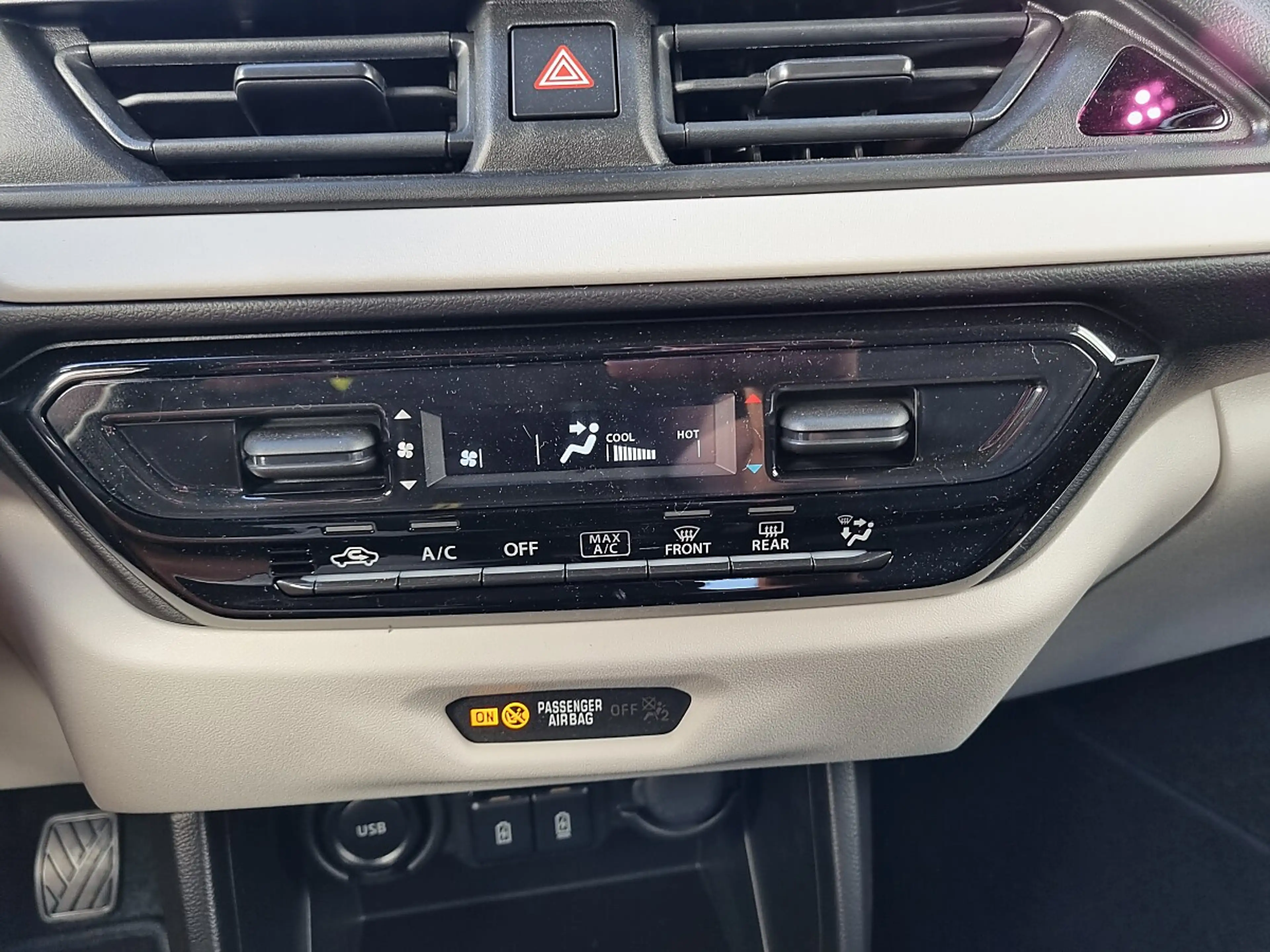 Suzuki Swift 1,2 Hybrid Allgrip Shine — photo 13