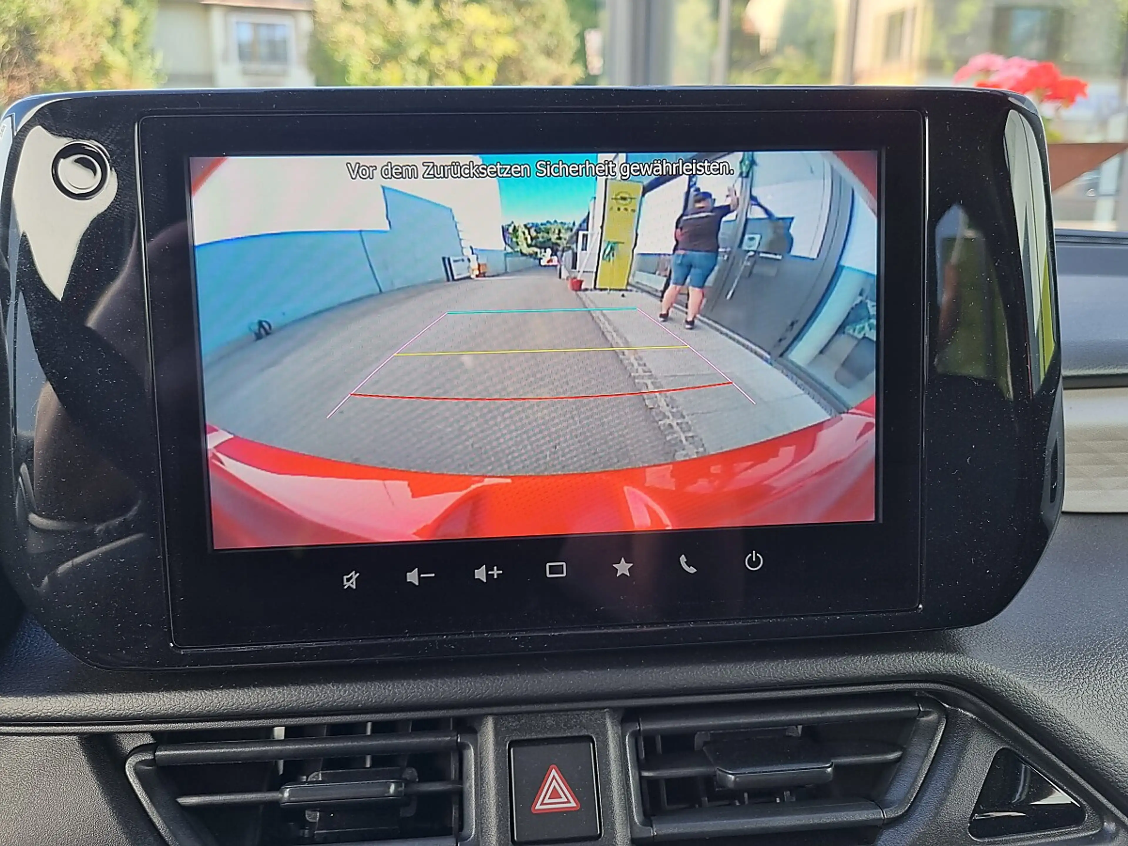 Suzuki Swift 1,2 Hybrid Allgrip Shine — photo 12