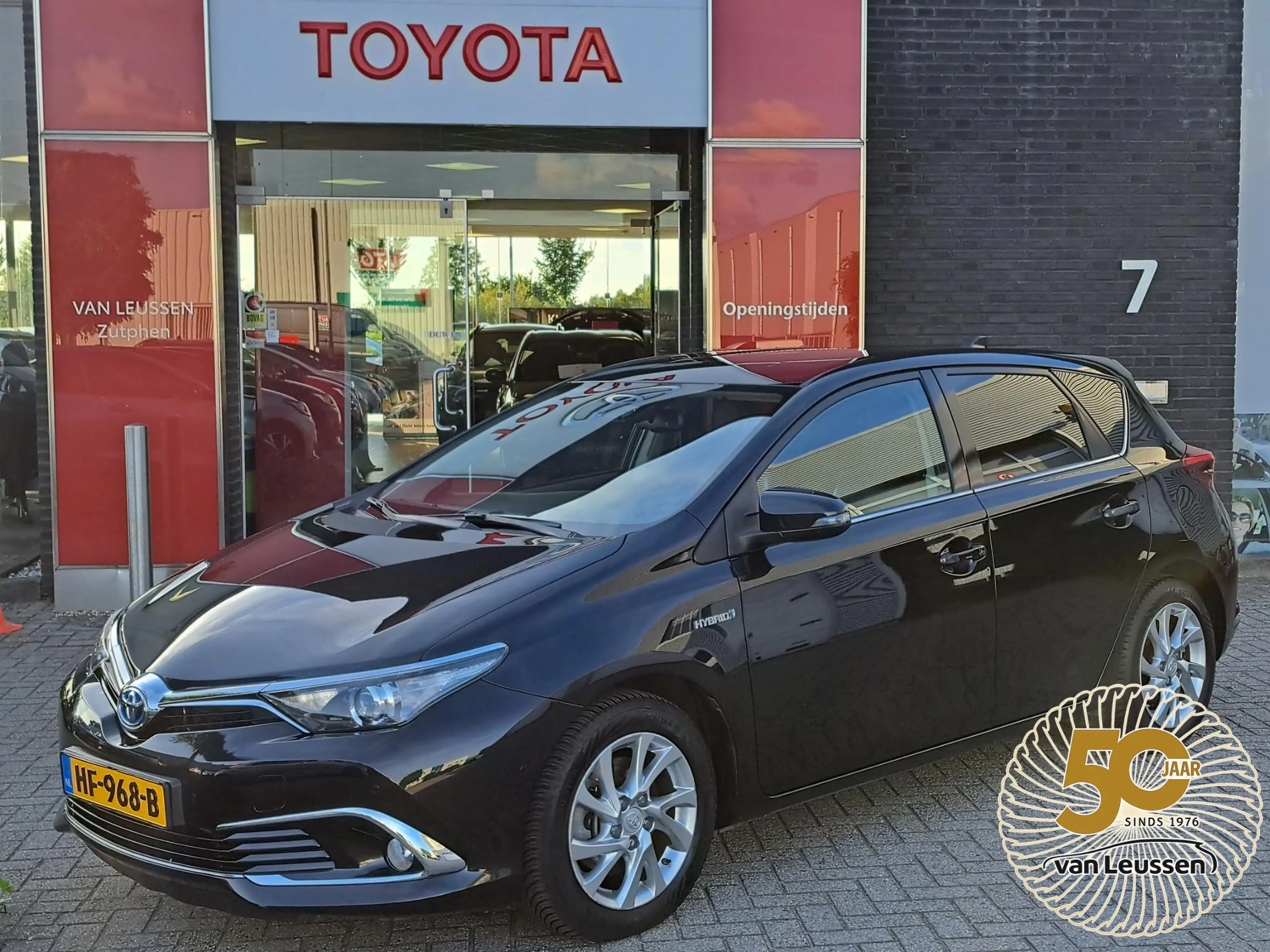 Toyota Auris 1.8 Hybrid Executive NETTE NL- AUTO LICHTMETAAL ME