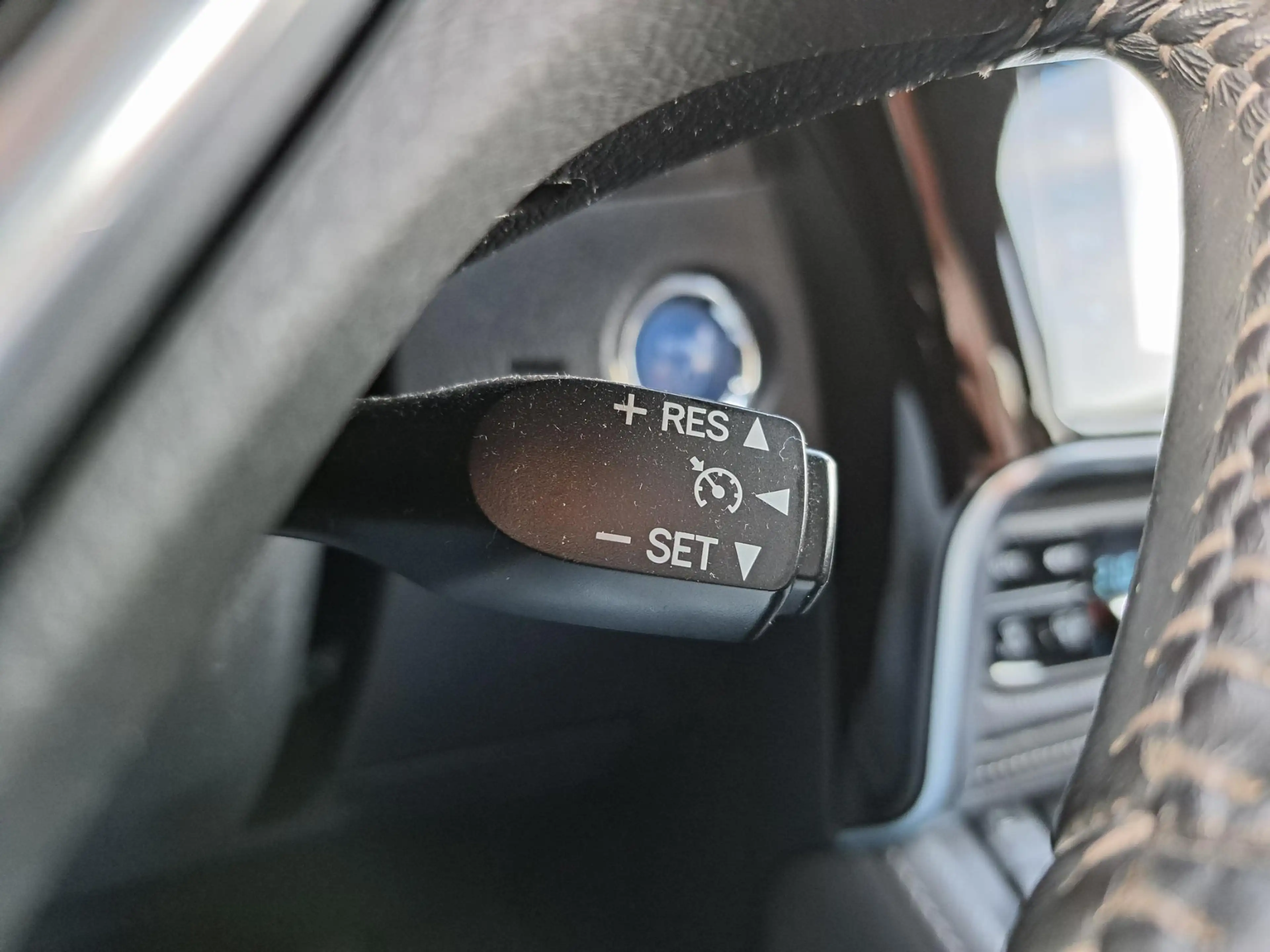 Toyota Auris 1.8 Hybrid Executive NETTE NL- AUTO LICHTMETAAL ME — photo 21