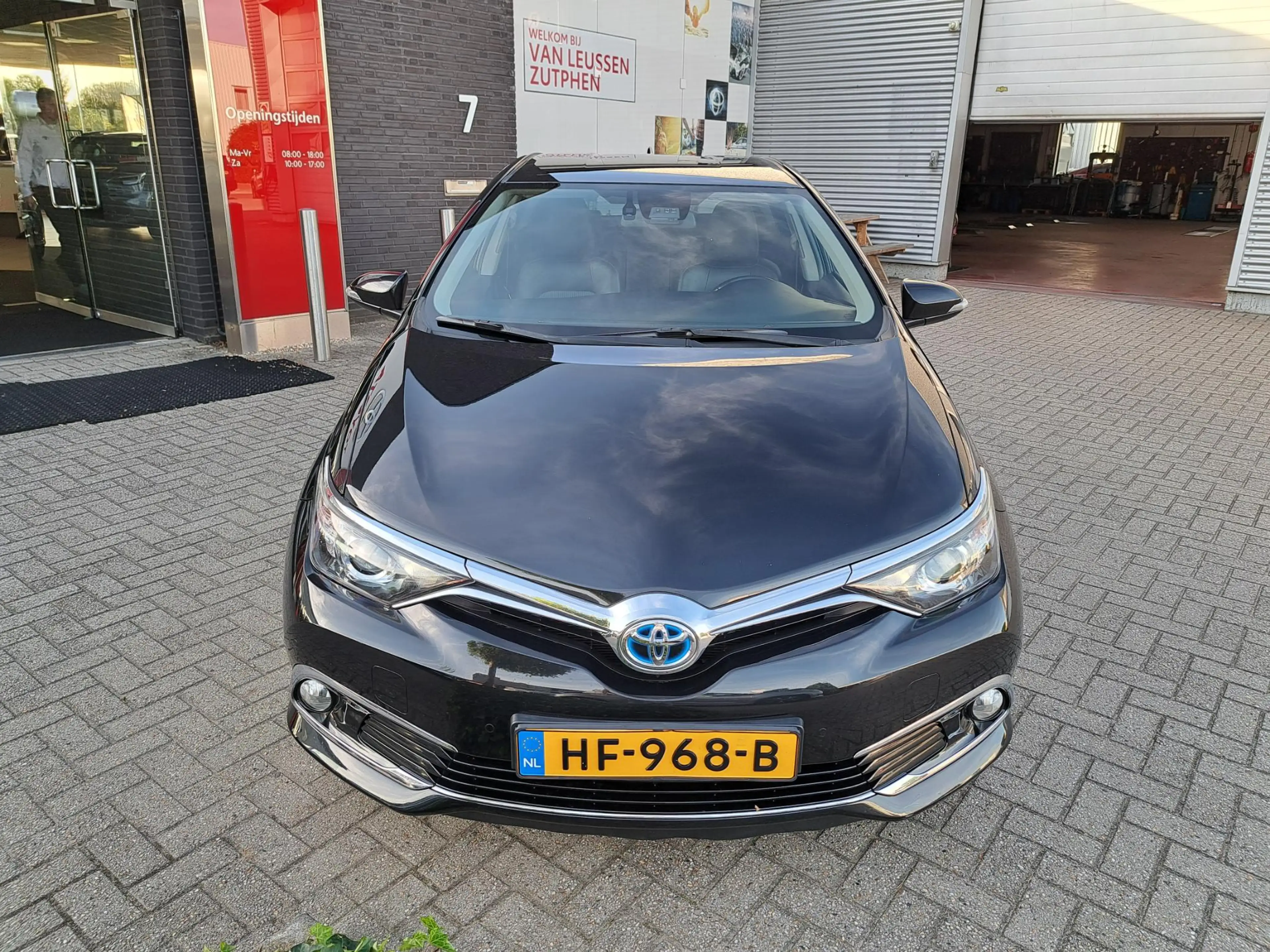 Toyota Auris 1.8 Hybrid Executive NETTE NL- AUTO LICHTMETAAL ME — photo 5