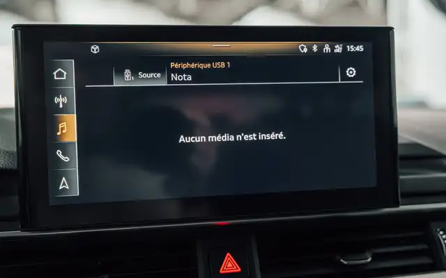 Audi A4 view 26
