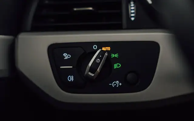 Audi A4 view 30