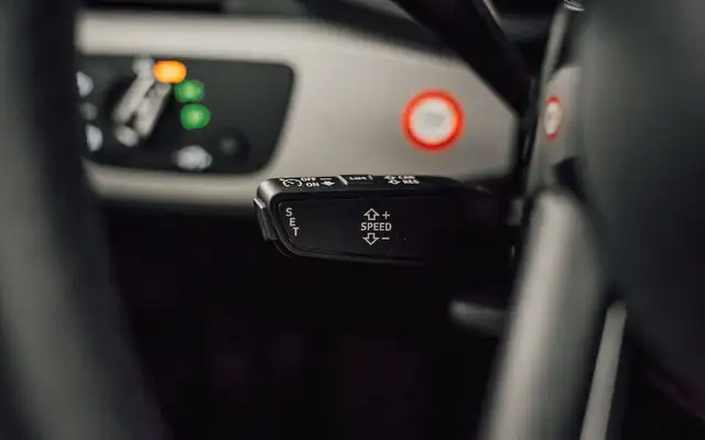 Audi A4 view 18
