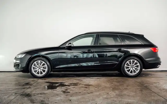 Audi A4 view 2