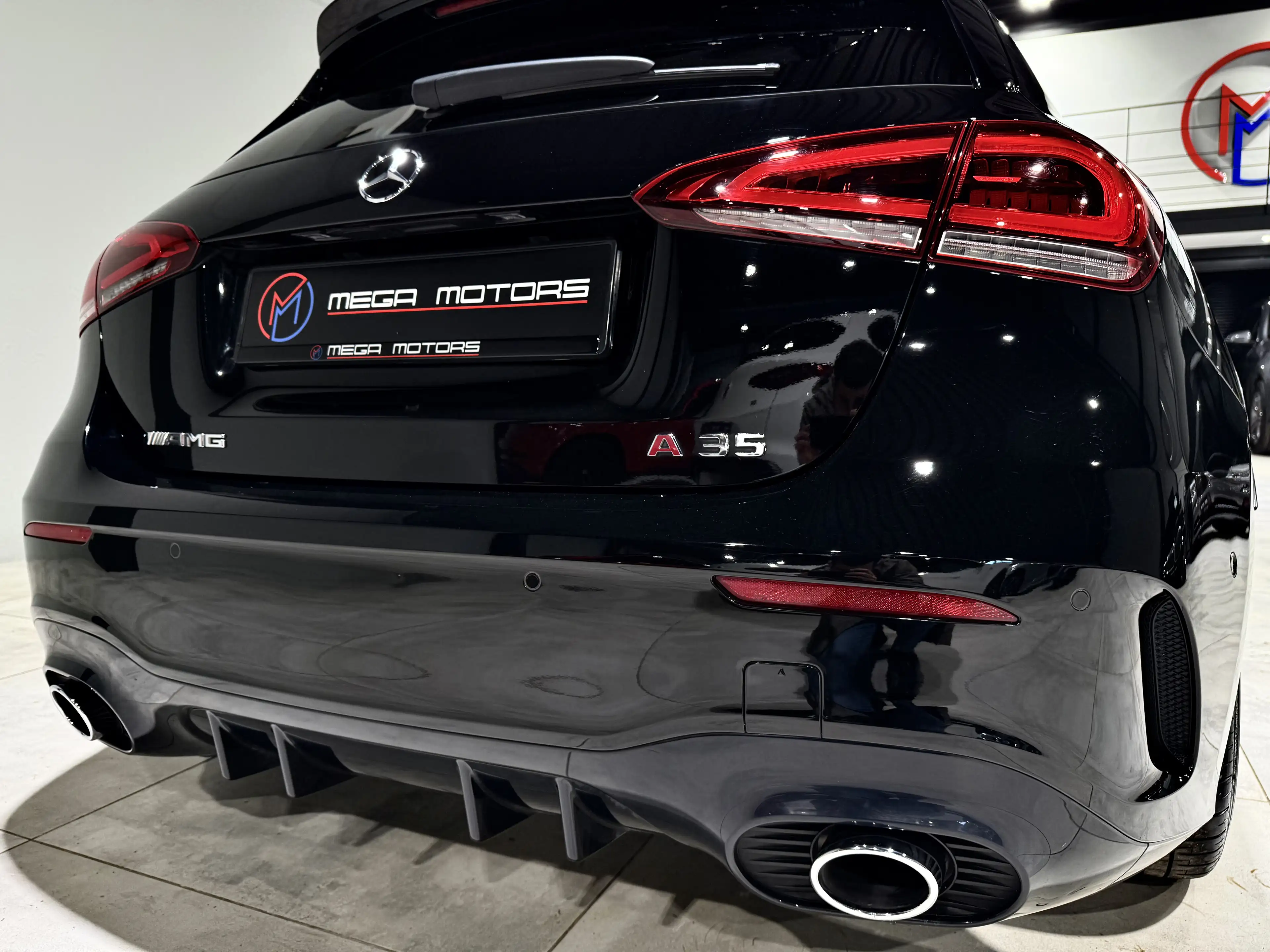 Mercedes-Benz A 35 AMG A35 AMG" 306CV 4MATiC T.PANO B.AUTO+F1 CARPLAY TVA — photo 8