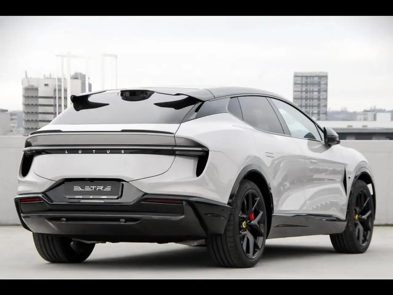 Lotus Eletre 2024