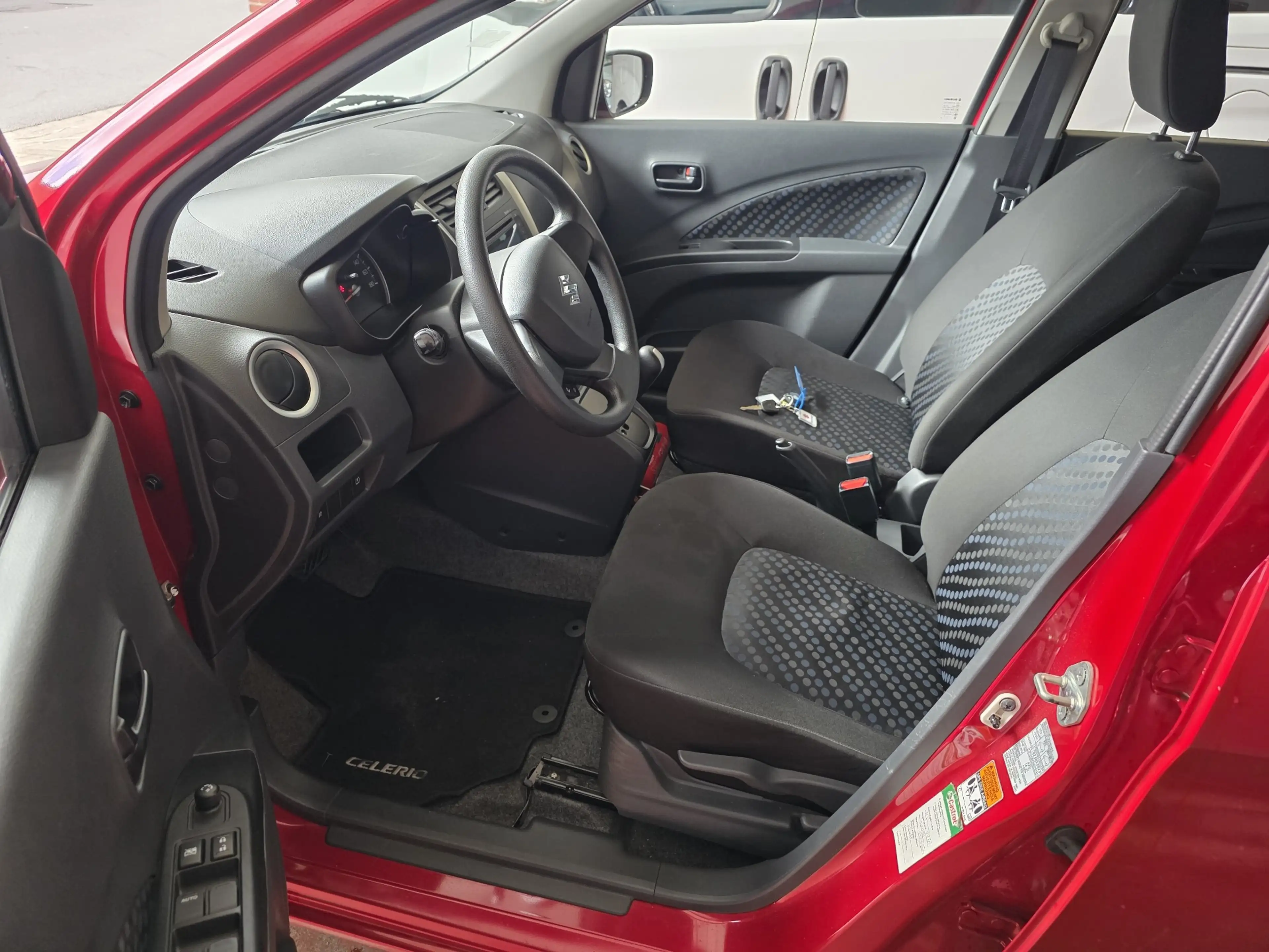 Suzuki Celerio Celerio 1.0i GL Airco AMT — photo 7