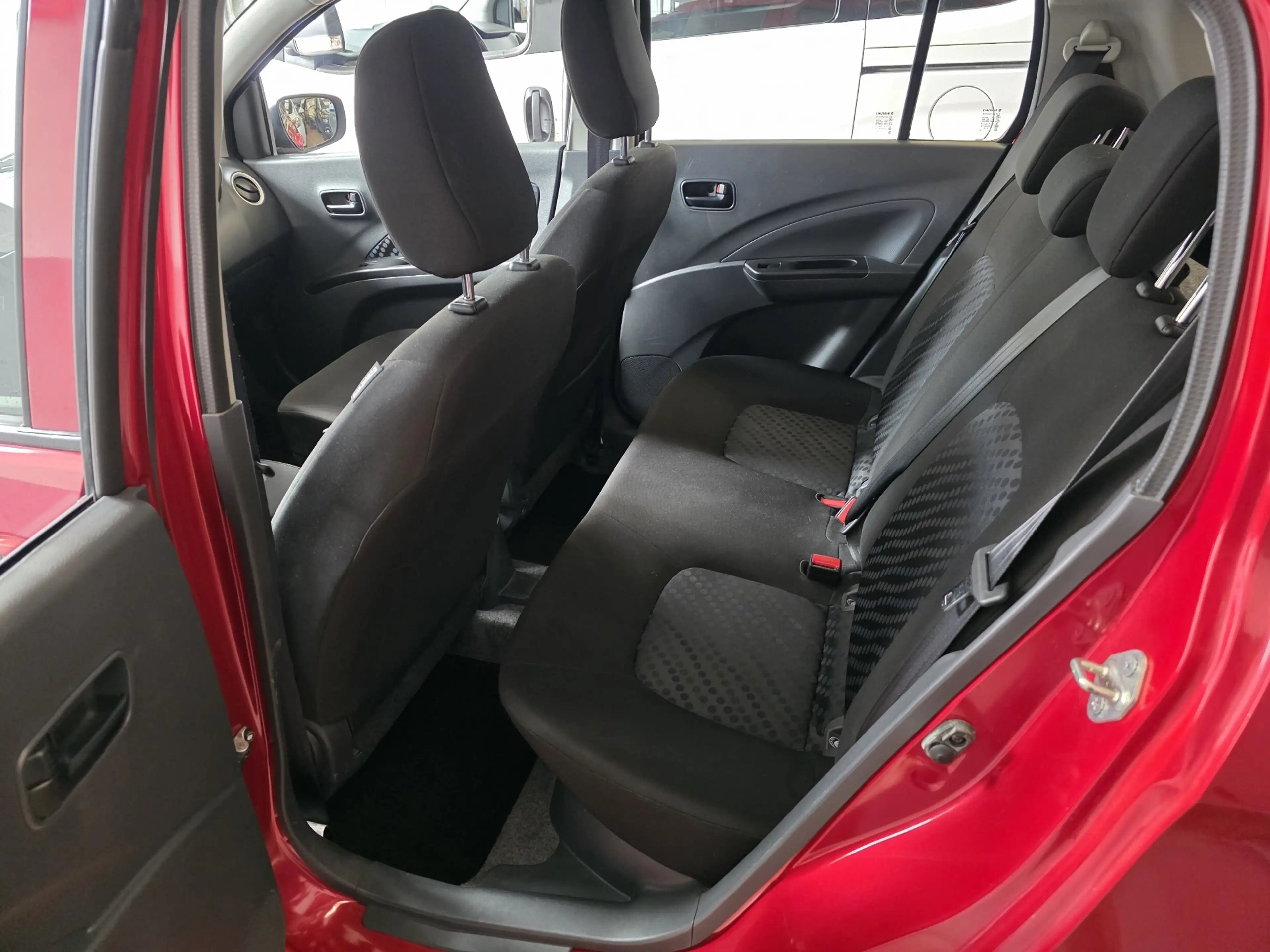Suzuki Celerio Celerio 1.0i GL Airco AMT — photo 8