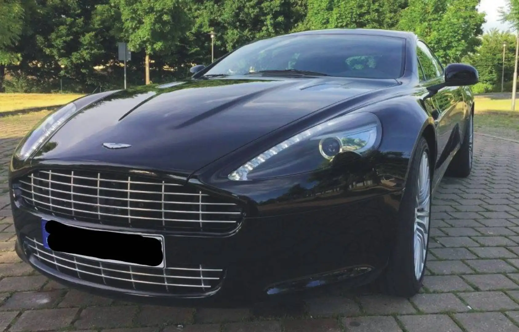 Aston Martin Rapide Schwarz - 1