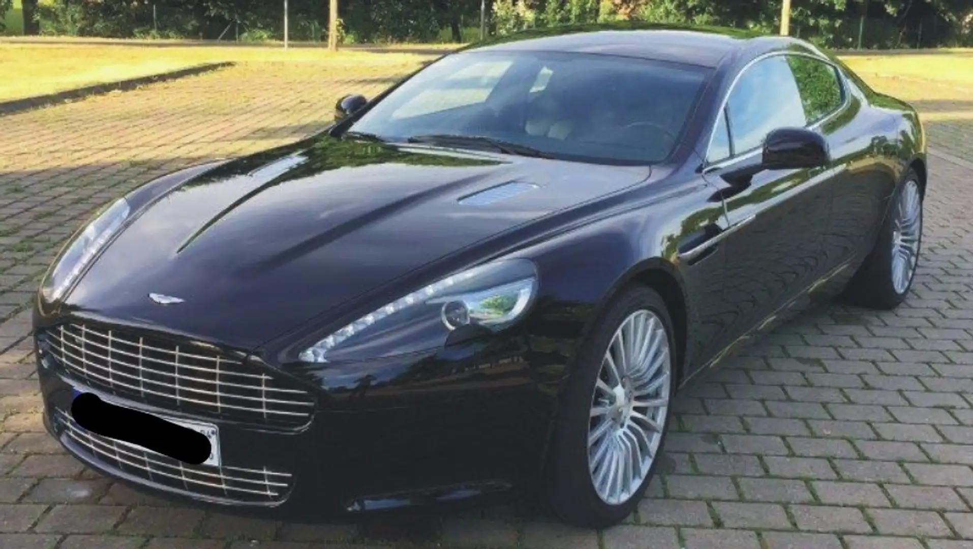 Aston Martin Rapide Schwarz - 2