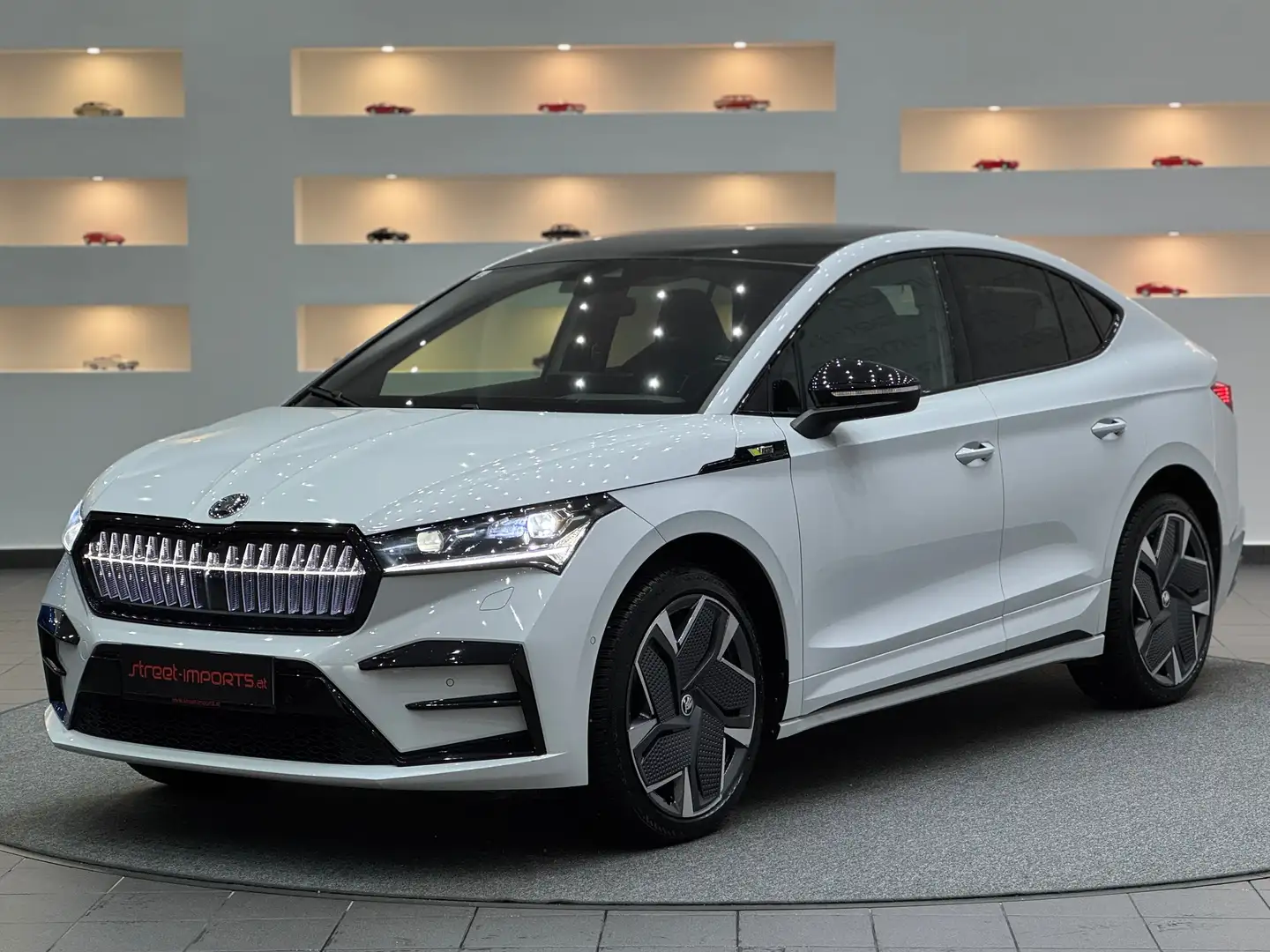 Skoda Enyaq RS Suite Selection*Vision Aero 21" Zoll*Voll-Voll* Weiß - 1