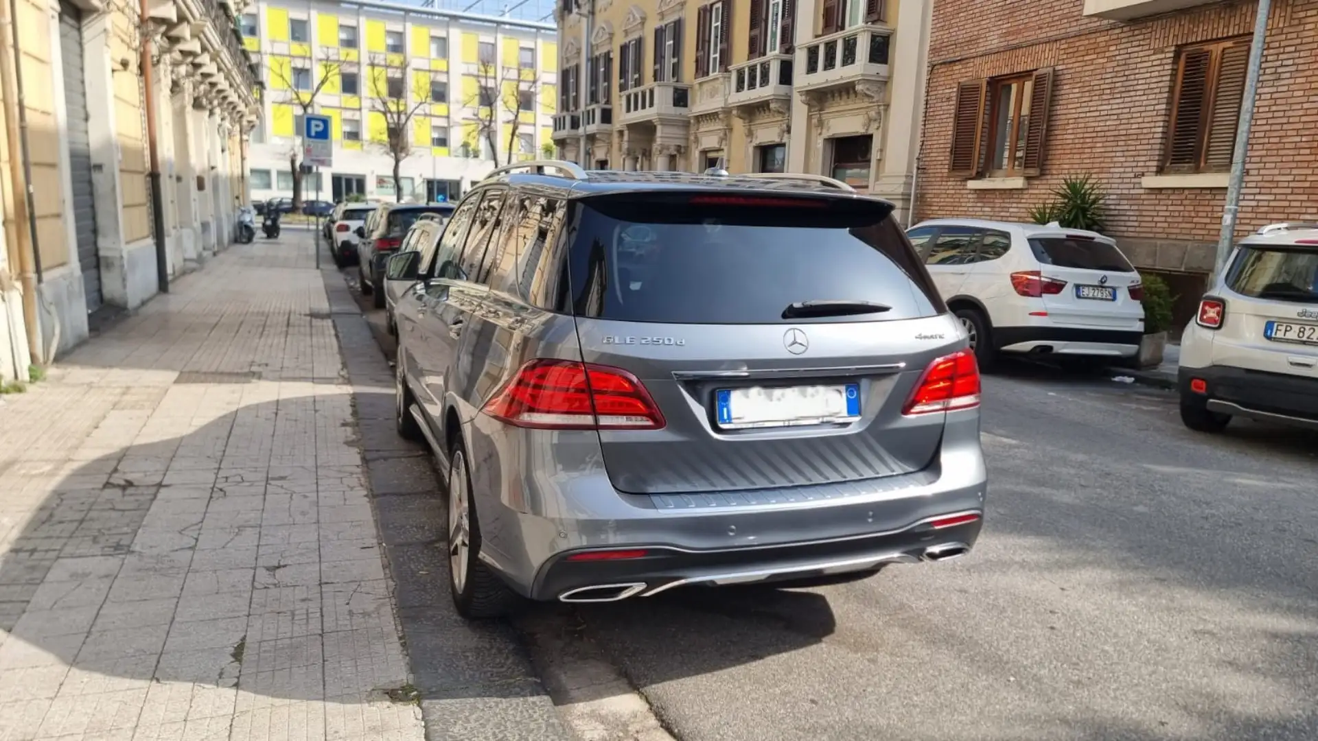 Mercedes-Benz GLE 250 d Premium Plus 4matic auto - 2
