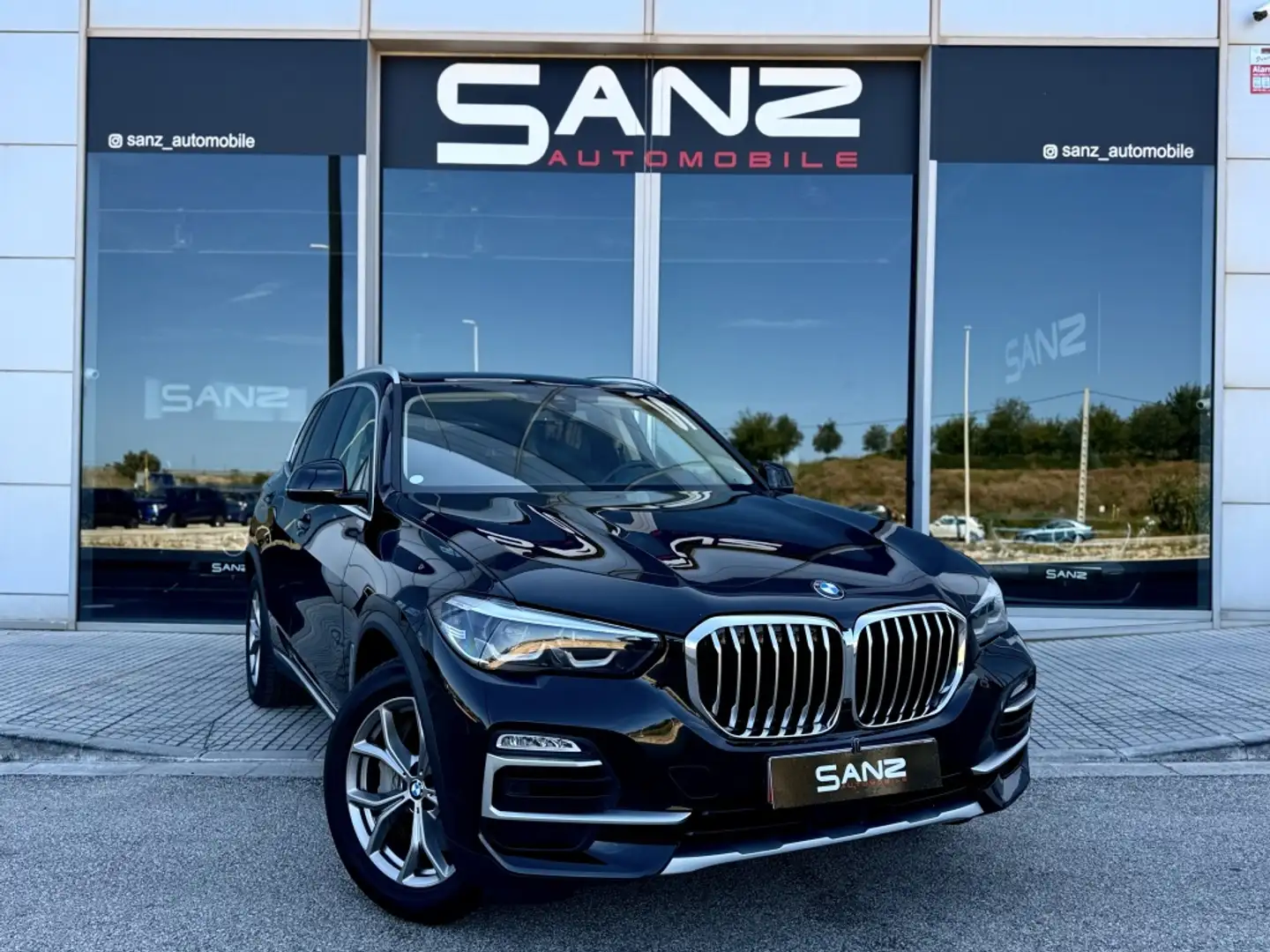 BMW X5 xDrive 45e Negro - 1