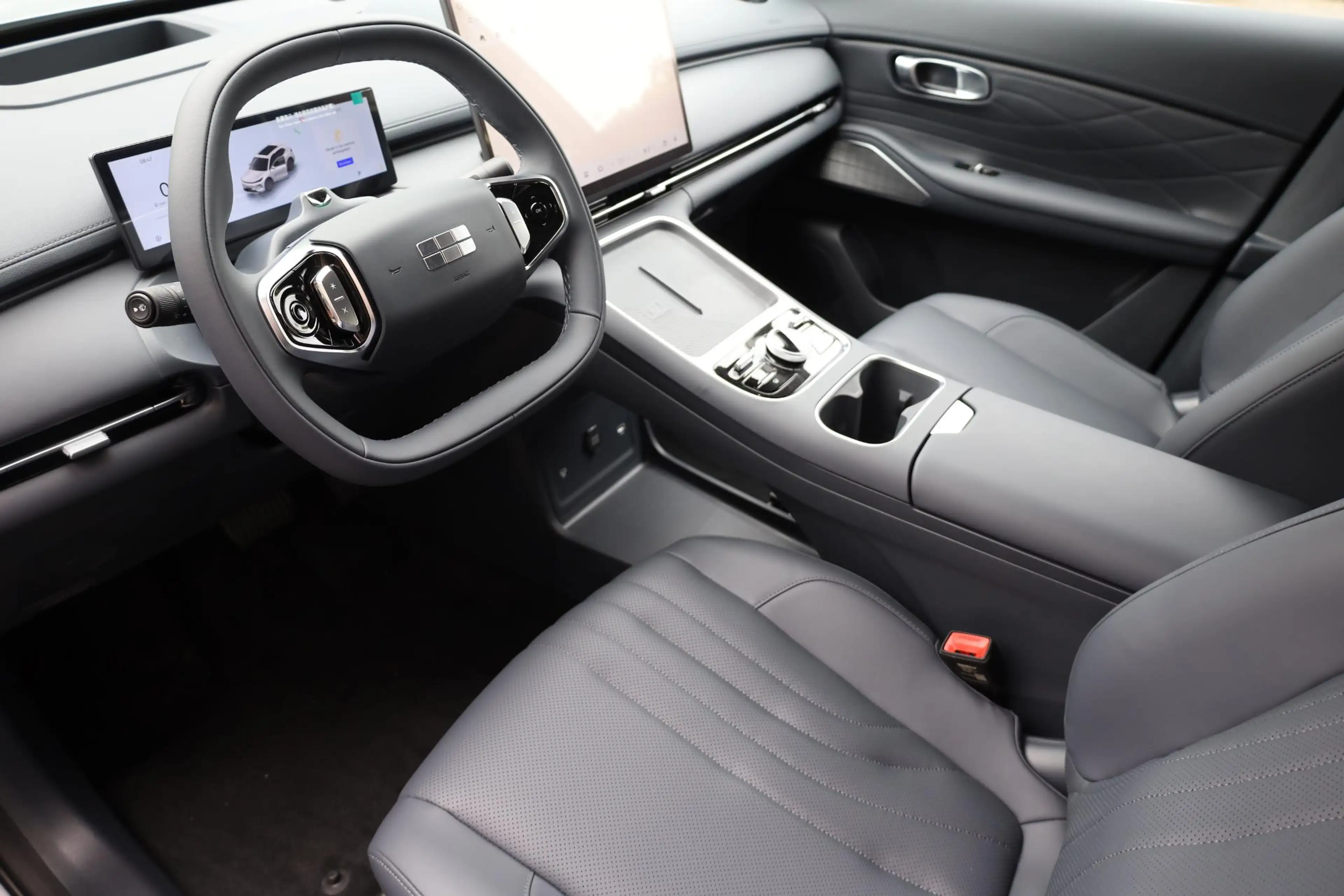 Geely Starray EM-i 1.5 Max+ PHEV 136 KM ELEKTRISCH! PANO MEMORY MASSA — photo 8