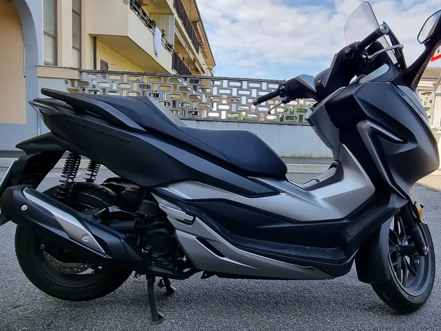 Honda Forza 300 ABS Nero - 1