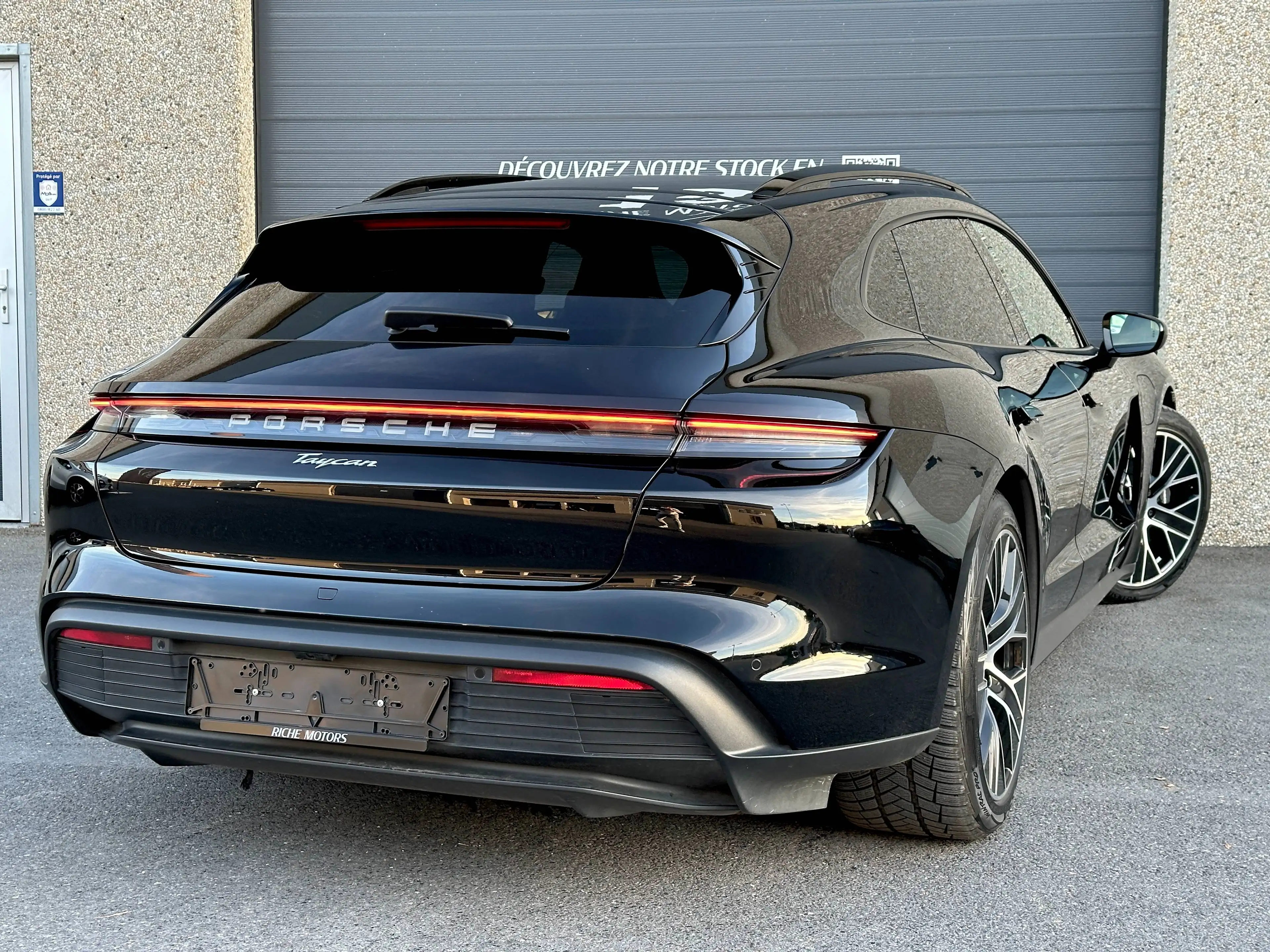 Porsche Taycan Sport Turismo - TVA - ACC - Lift - Sport Sound - Pano - Bose — photo 7