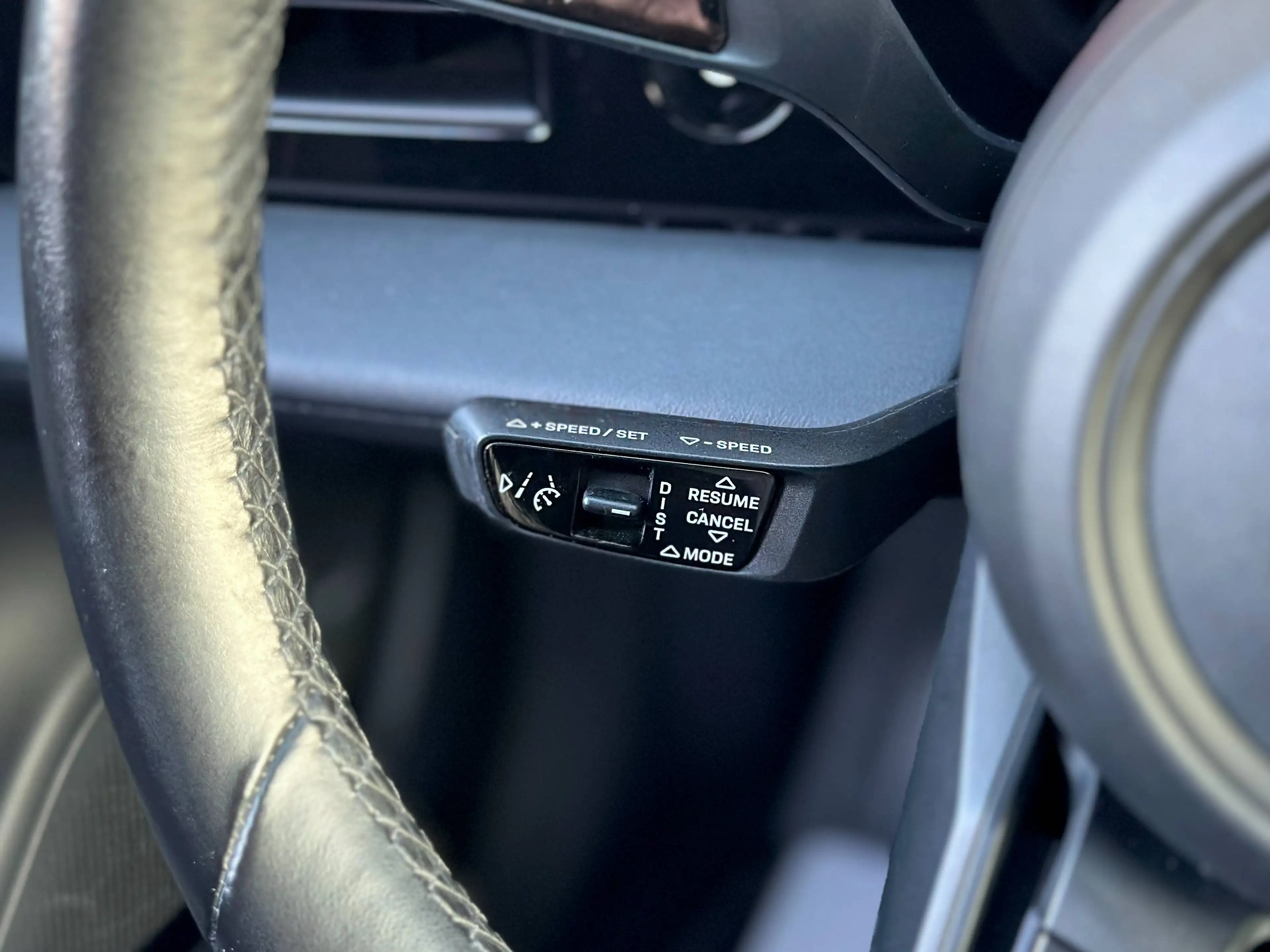 Porsche Taycan Sport Turismo - TVA - ACC - Lift - Sport Sound - Pano - Bose — photo 14