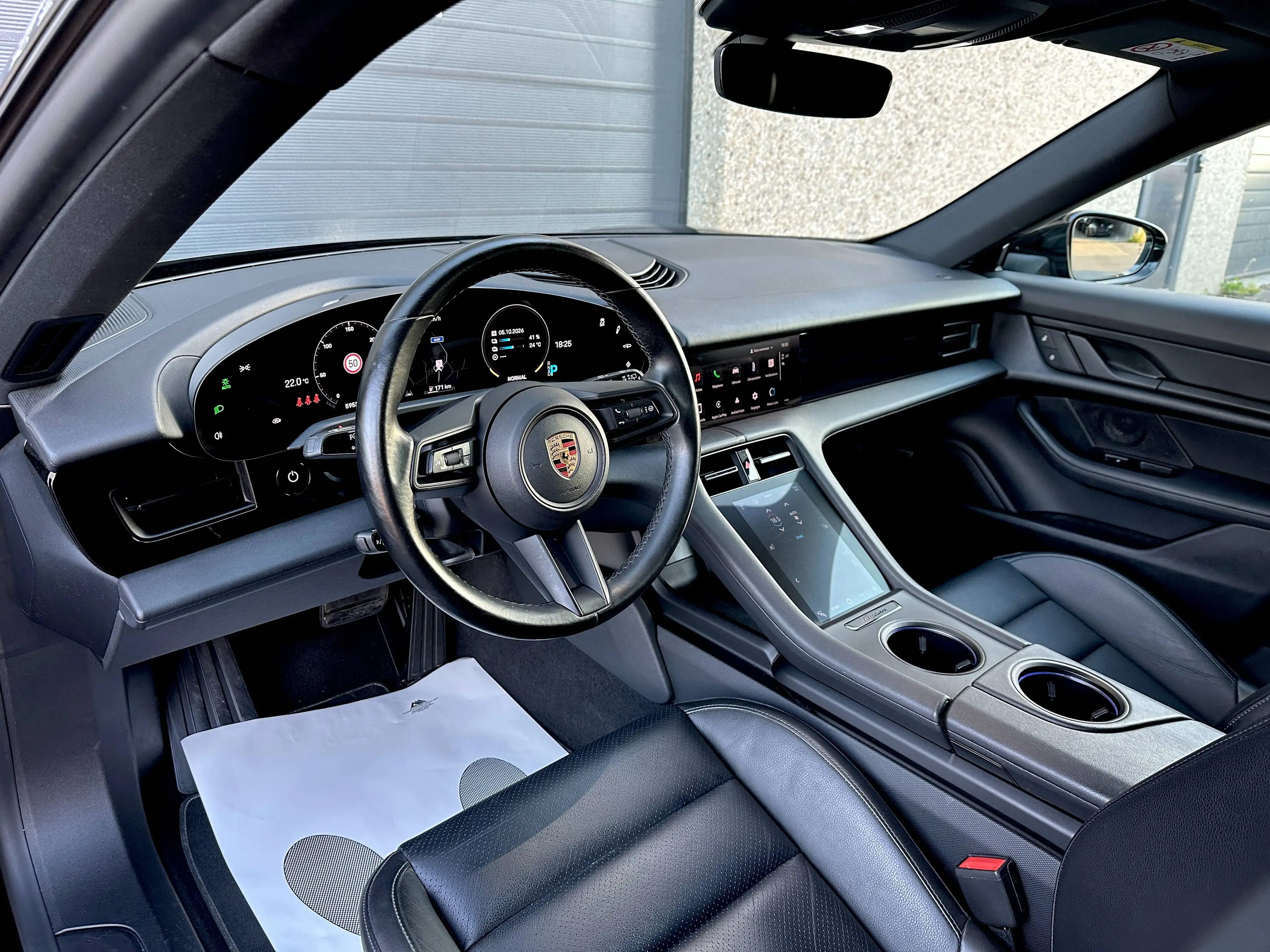 Porsche Taycan Sport Turismo - TVA - ACC - Lift - Sport Sound - Pano - Bose — photo 10