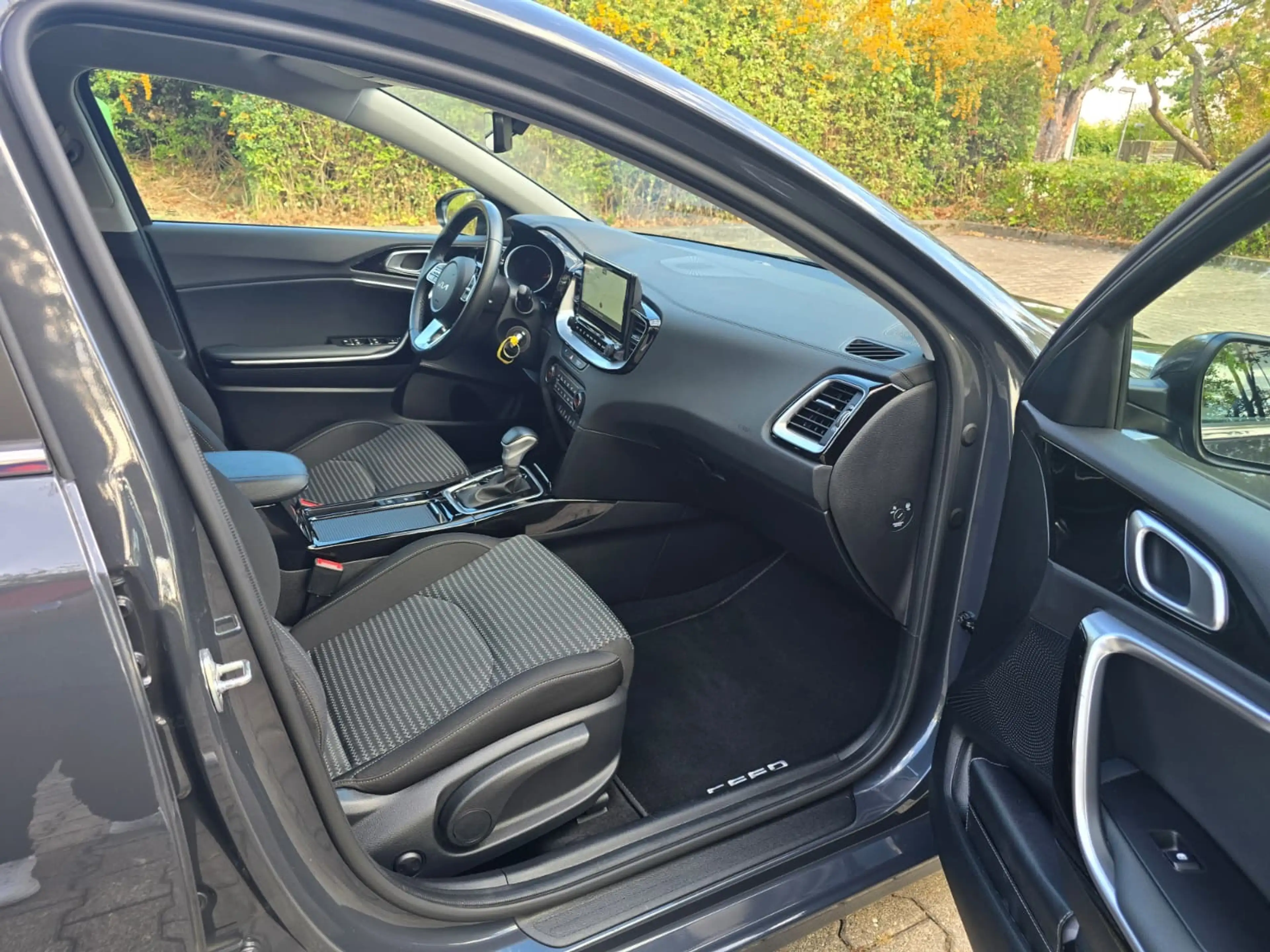 Kia Ceed SW / cee'd SW cee´d Sportswagon 1.5T DCT7 VISION|KOMF+ NAVI — photo 17